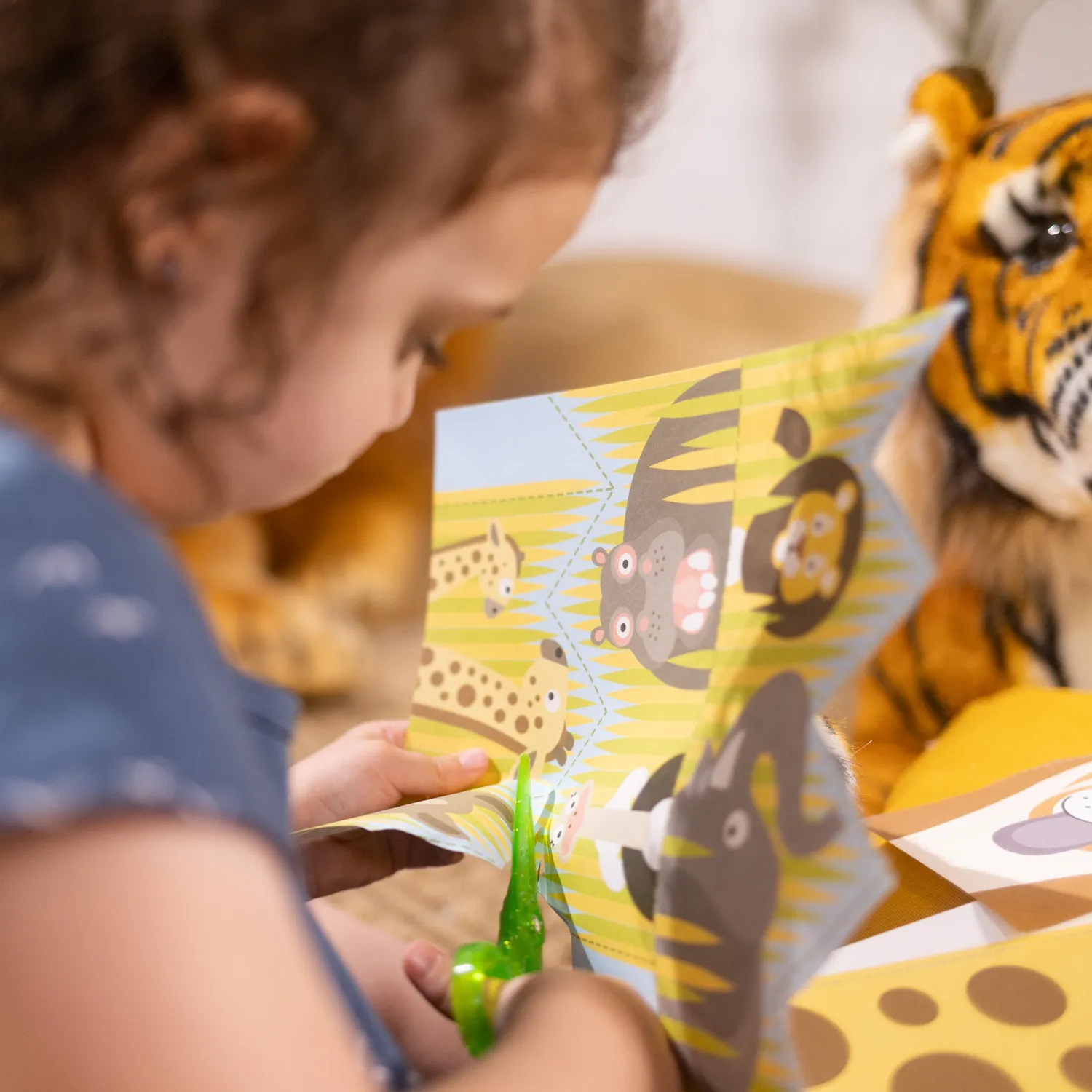 Melissa & Doug Safari Scissor Skills knipblok met schaar