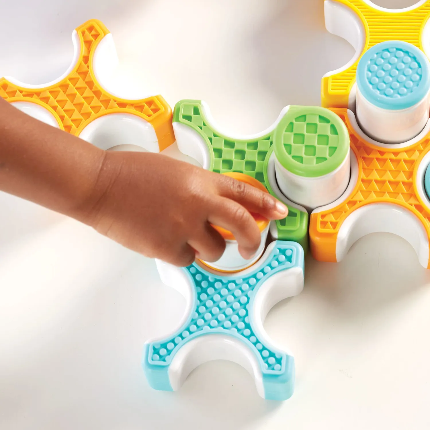 Guidecraft Grippies Stackers magneetspeelgoed 16-delig stapelen