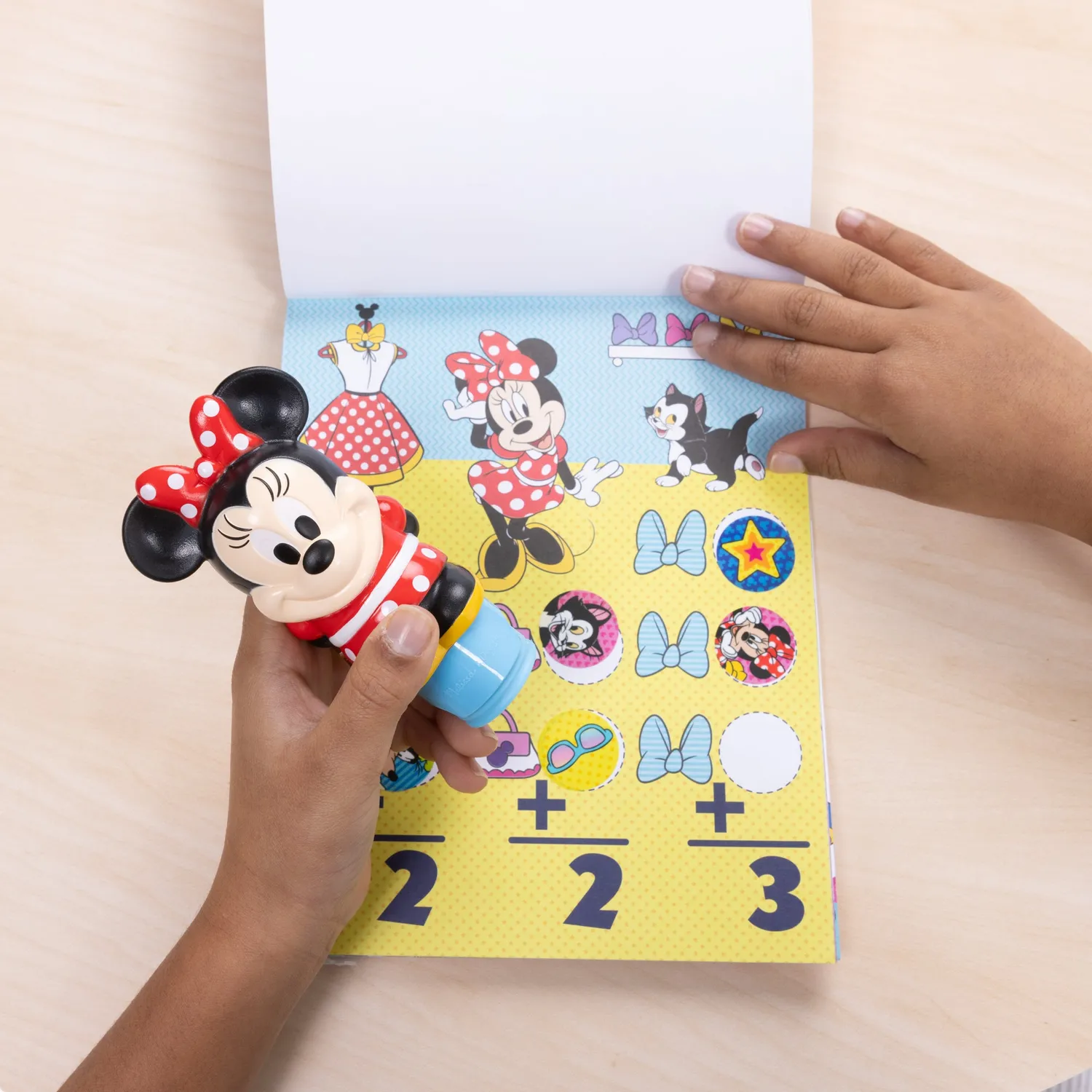 Melissa & Doug Sticker WOW Minnie Mouse stickerboek 300 stickers