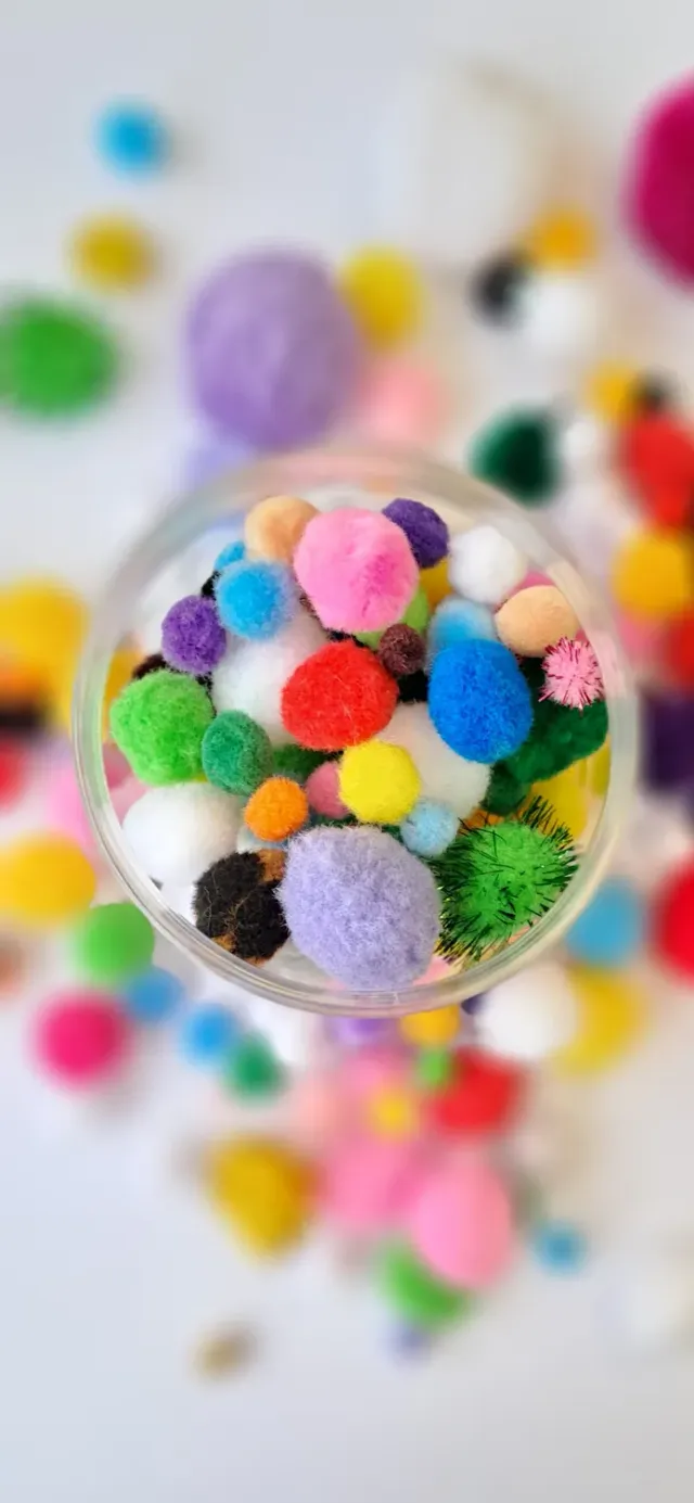 De Potjeskast Pompon pompons 750 ml kleurenmix
