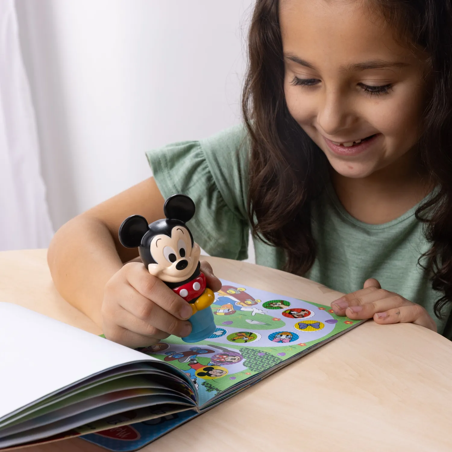 Melissa & Doug Sticker WOW Mickey Mouse stickerboek stempel