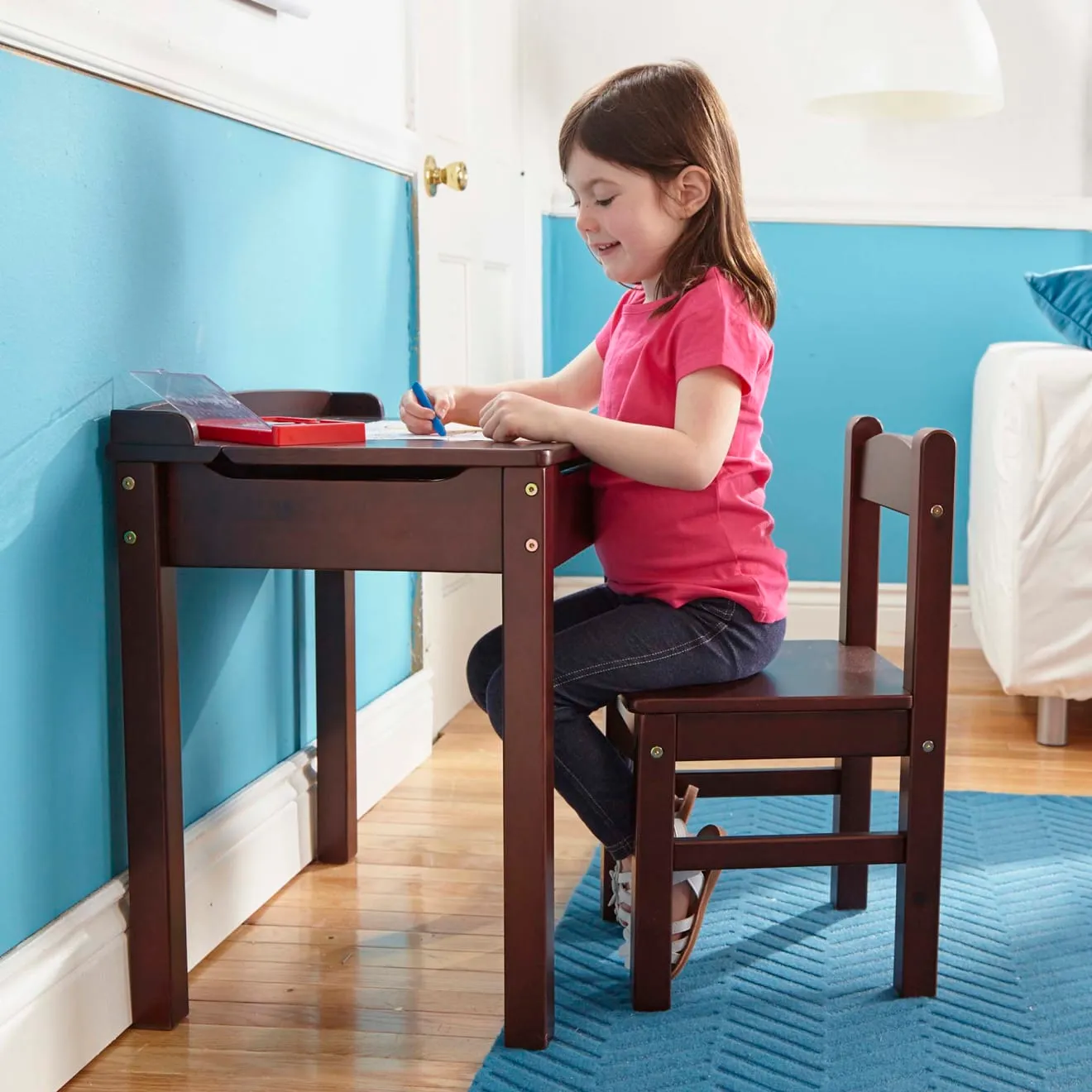Melissa & Doug Child's Lift-Top kinderbureau espresso met stoel