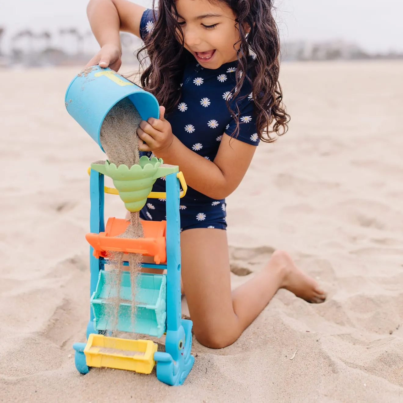 Melissa & Doug Seaside Sidekicks Funnel Fun zandspeelgoed