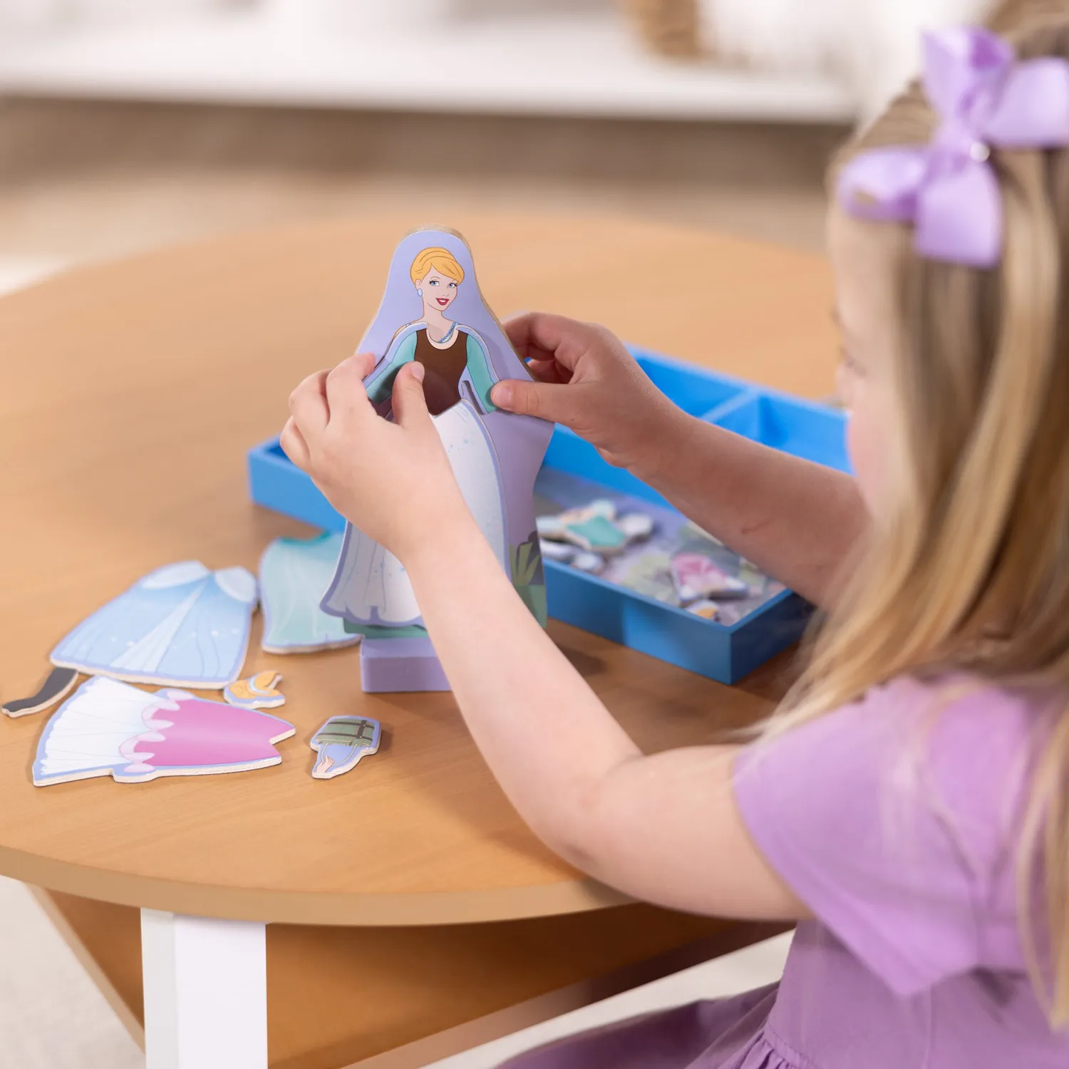 Melissa & Doug Disney Cinderella magnetische aankleedpop hout 30-delig