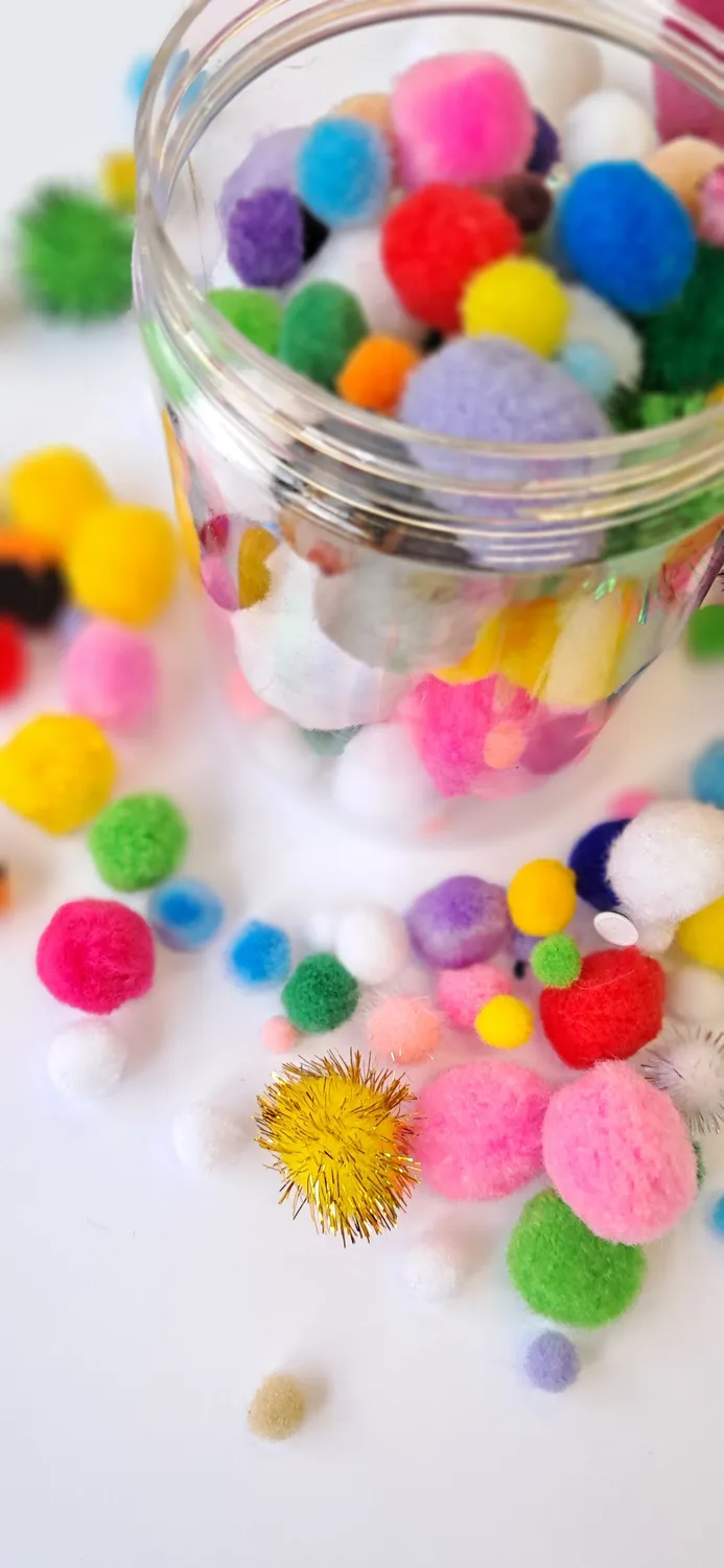 De Potjeskast Pompon pompons 750 ml kleurenmix