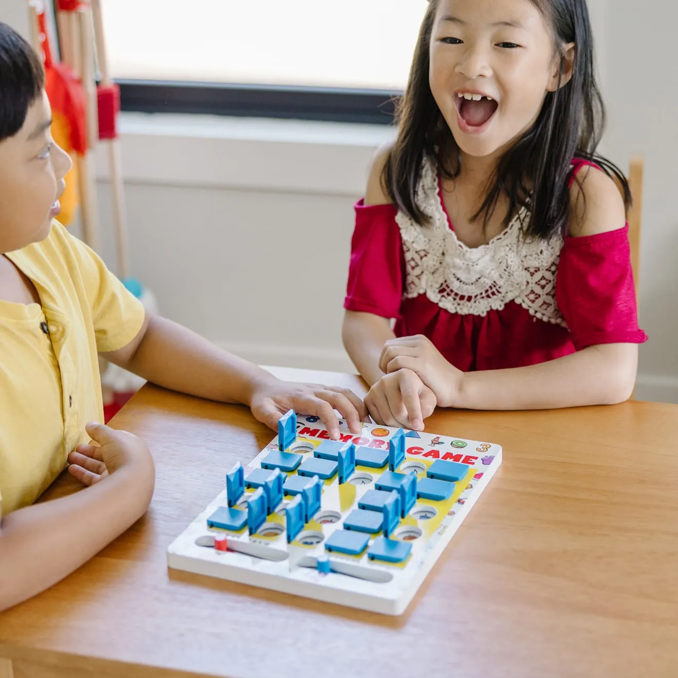 Melissa & Doug Flip-to-Win Memory Game memospel houten