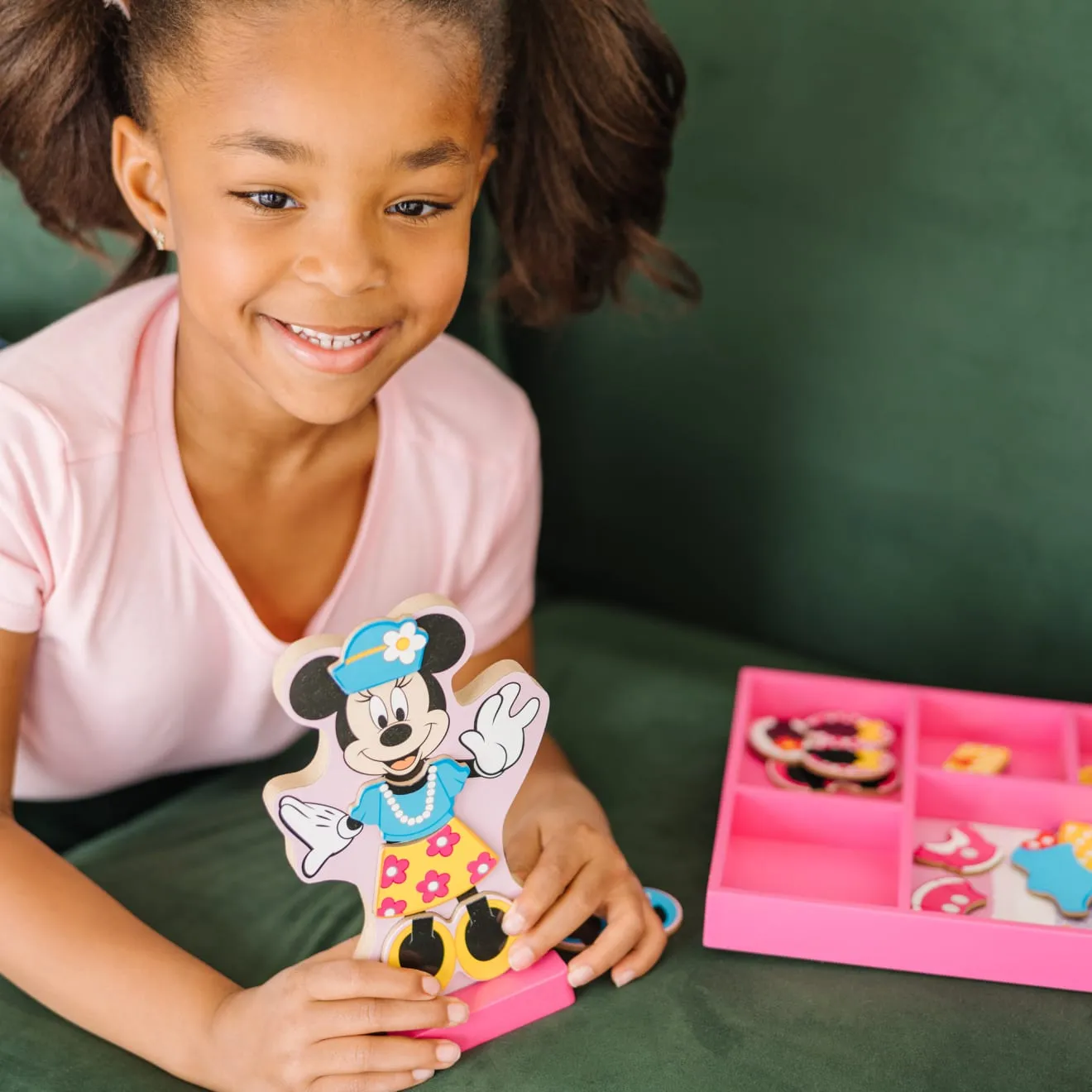 Melissa & Doug Minnie magnetische aankleedpop hout