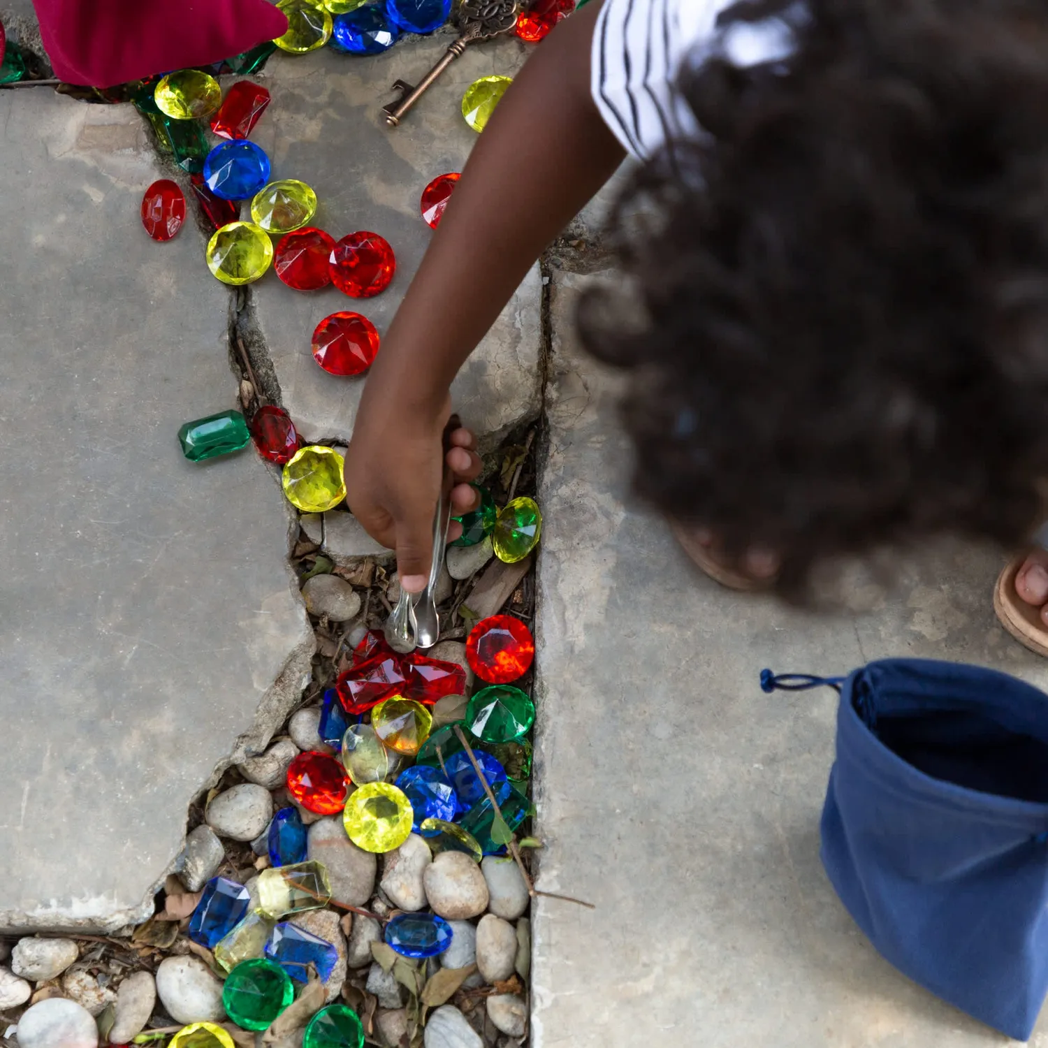 Guidecraft Timeless Treasures loose parts STEM kit