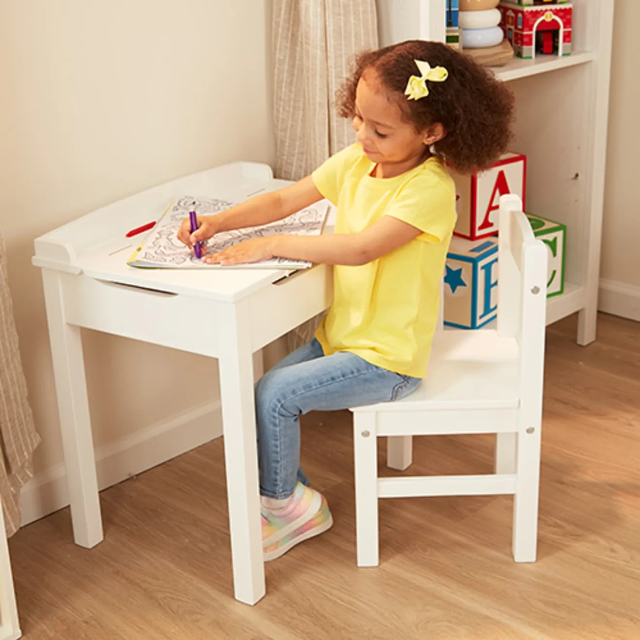 Melissa & Doug kinderbureau met stoel wit hout opbergbak
