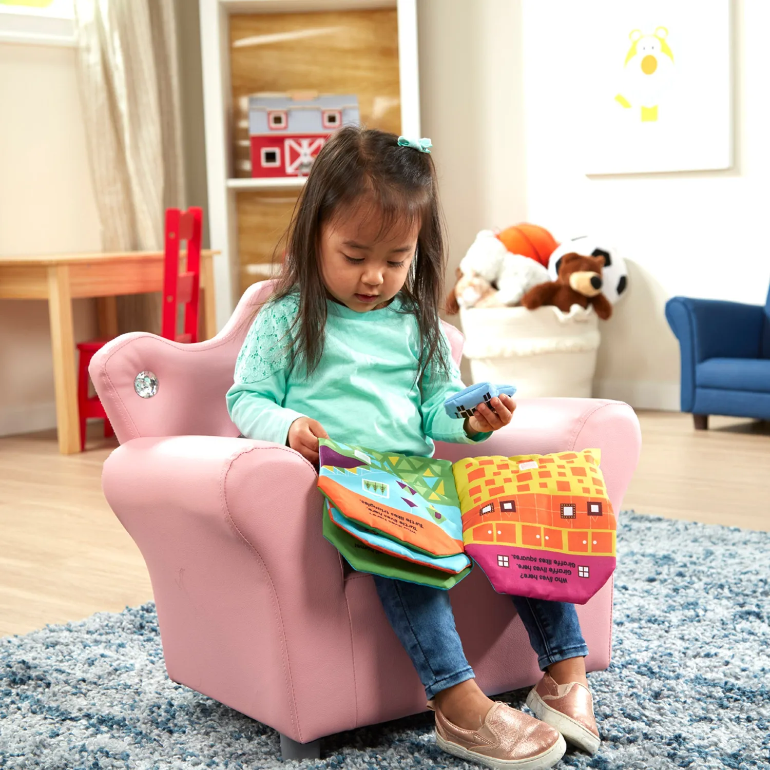 Melissa & Doug Crown kinderfauteuil roze kunstleer kroon