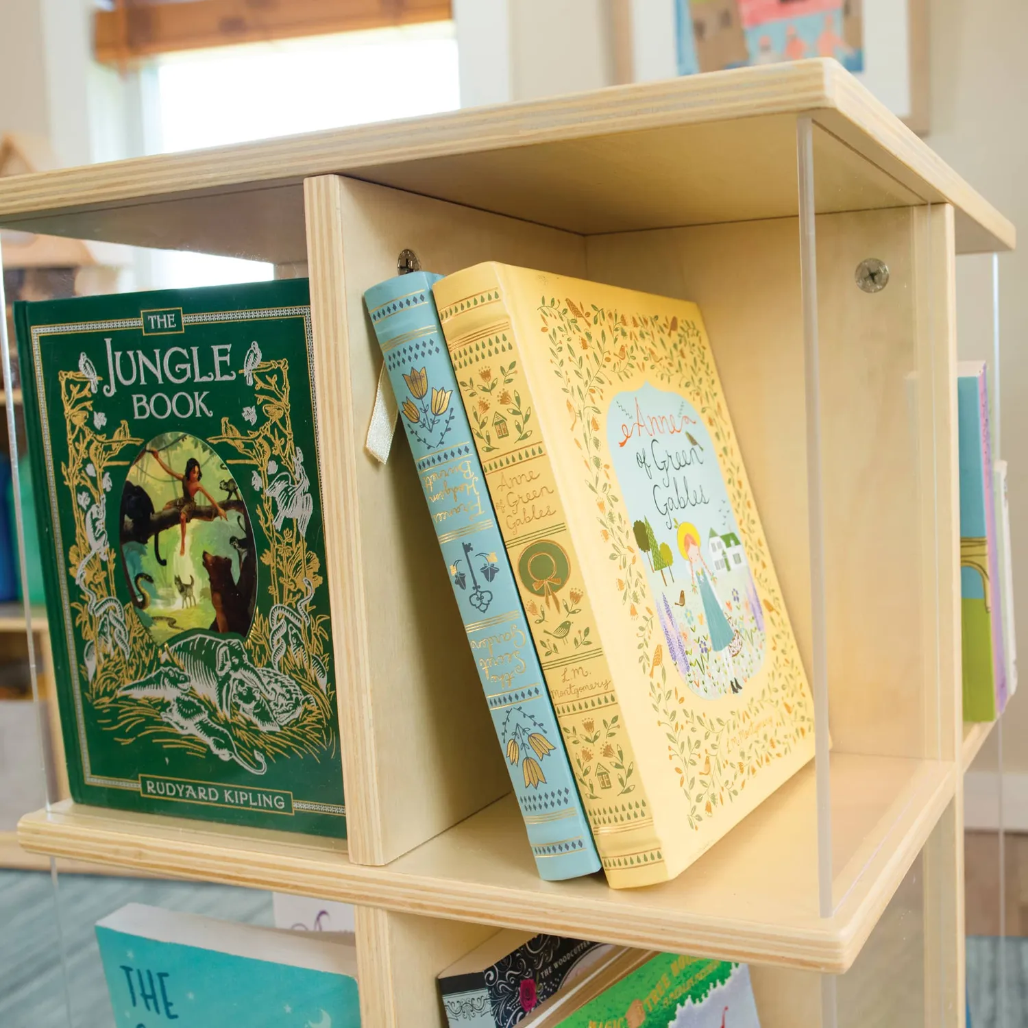 Guidecraft EdQ Rotating Book Display 3 Tier boekenrek naturel berkenhout