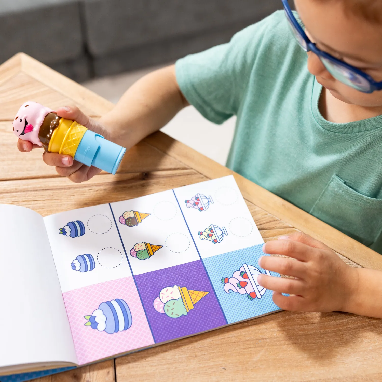 Melissa & Doug Sticker WOW Ice Cream stickerstempel + boek 300 stuks