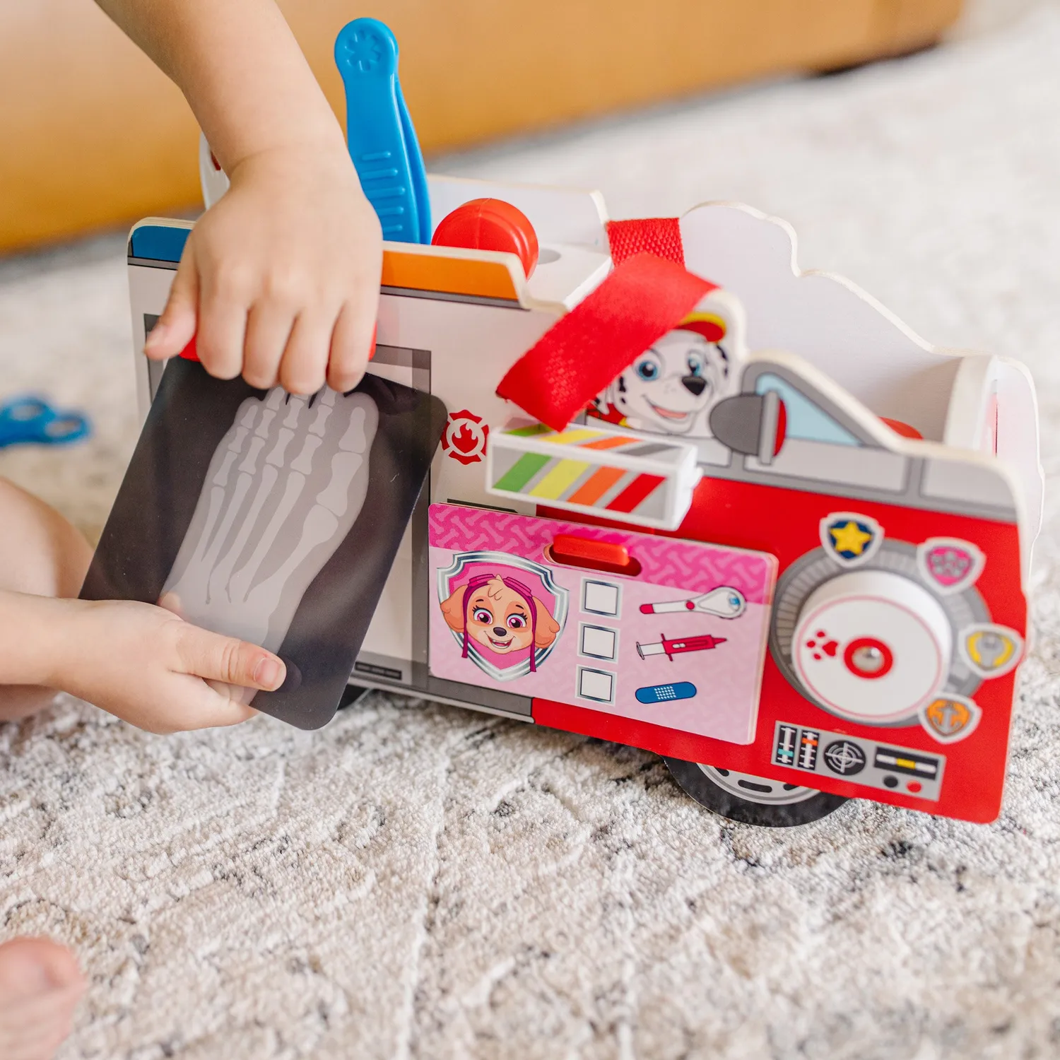Melissa & Doug PAW Patrol Marshall's Wooden Rescue Caddy doktersset 14-delig