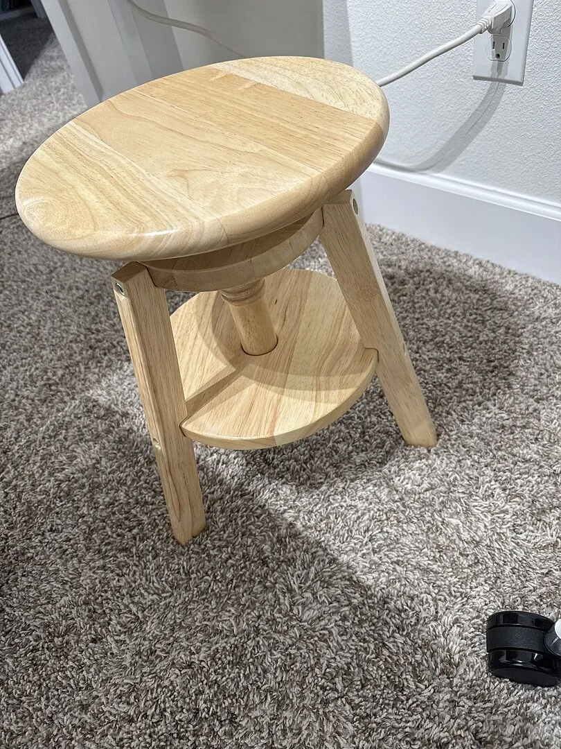 Guidecraft Adjustable Drafting Stool kruk verstelbaar hout