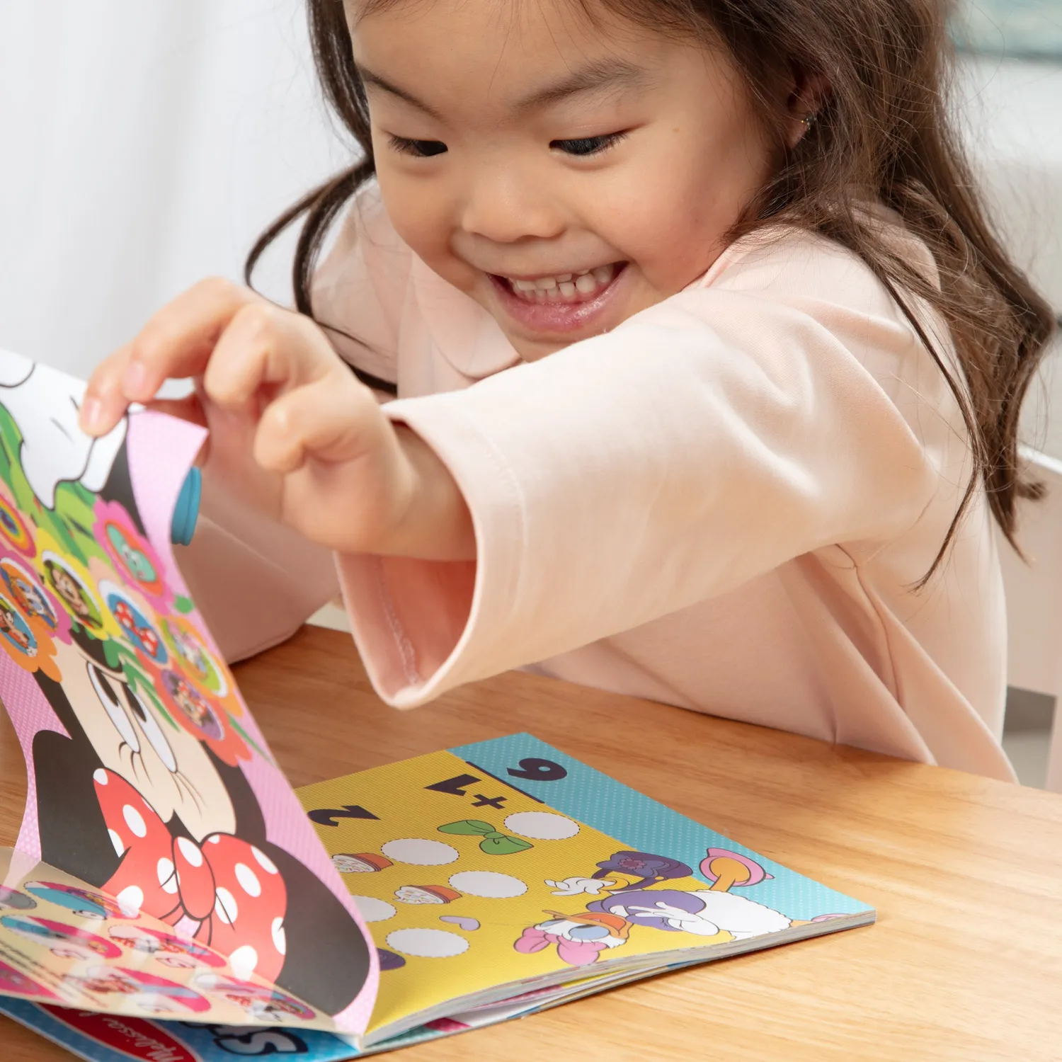 Melissa & Doug Sticker WOW Minnie Mouse stickerboek 300 stickers