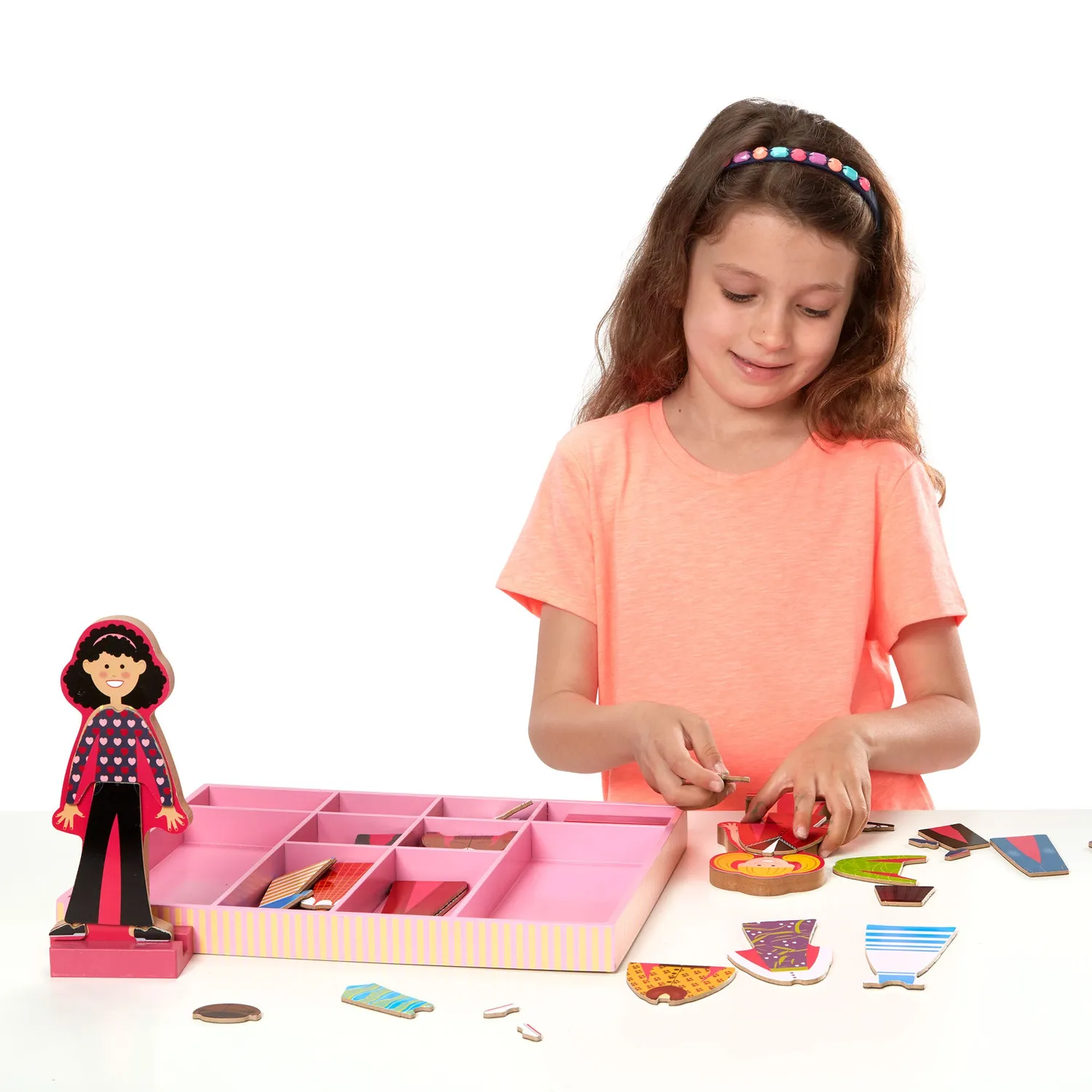 Melissa & Doug Abby & Emma aankleedpoppen magneet 58dlg