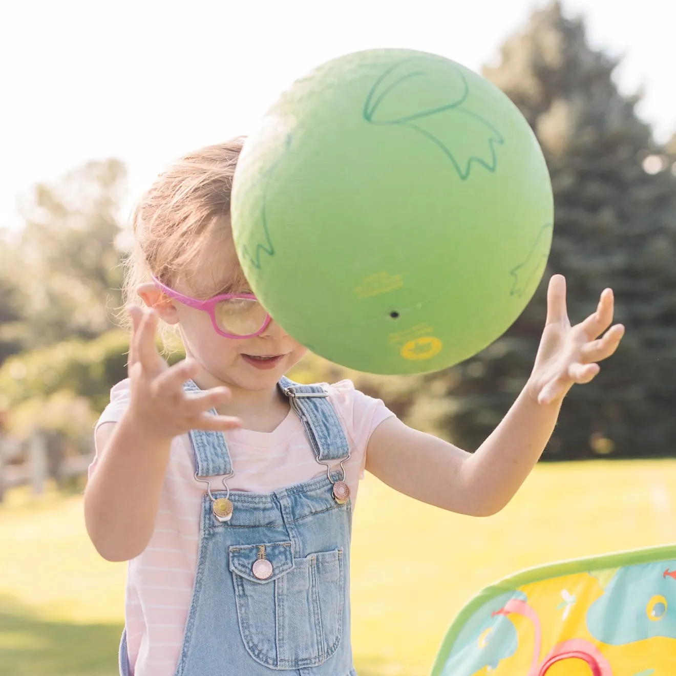 Melissa & Doug Froggy Kickball stuiterbal groen
