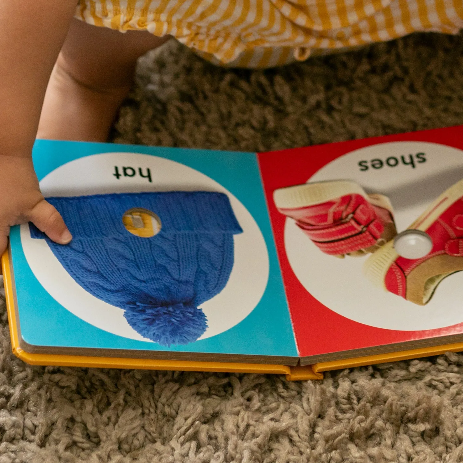 Melissa & Doug Poke-a-Dot First Colors kartonboek kleuren