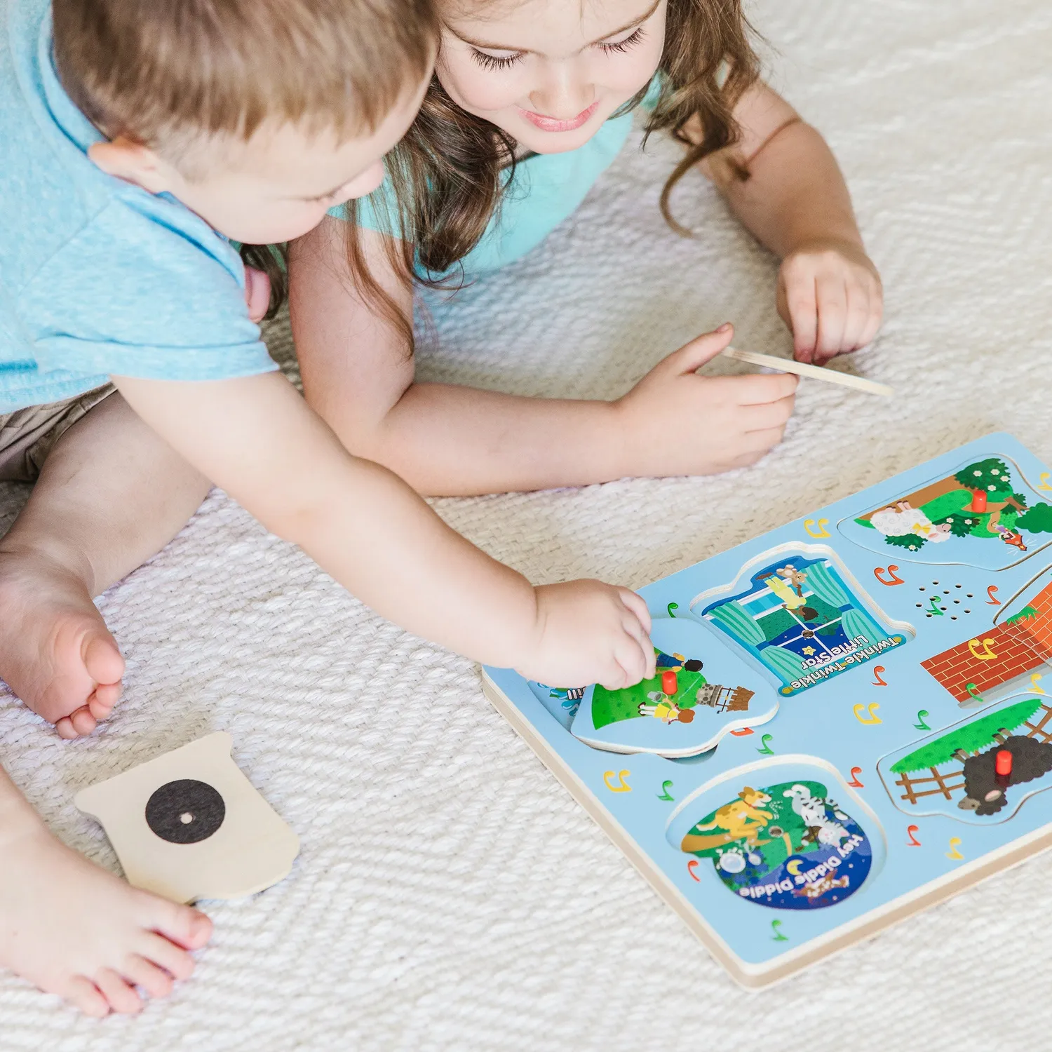 Melissa & Doug Nursery Rhymes 2 geluidspuzzel 6 stukjes houten