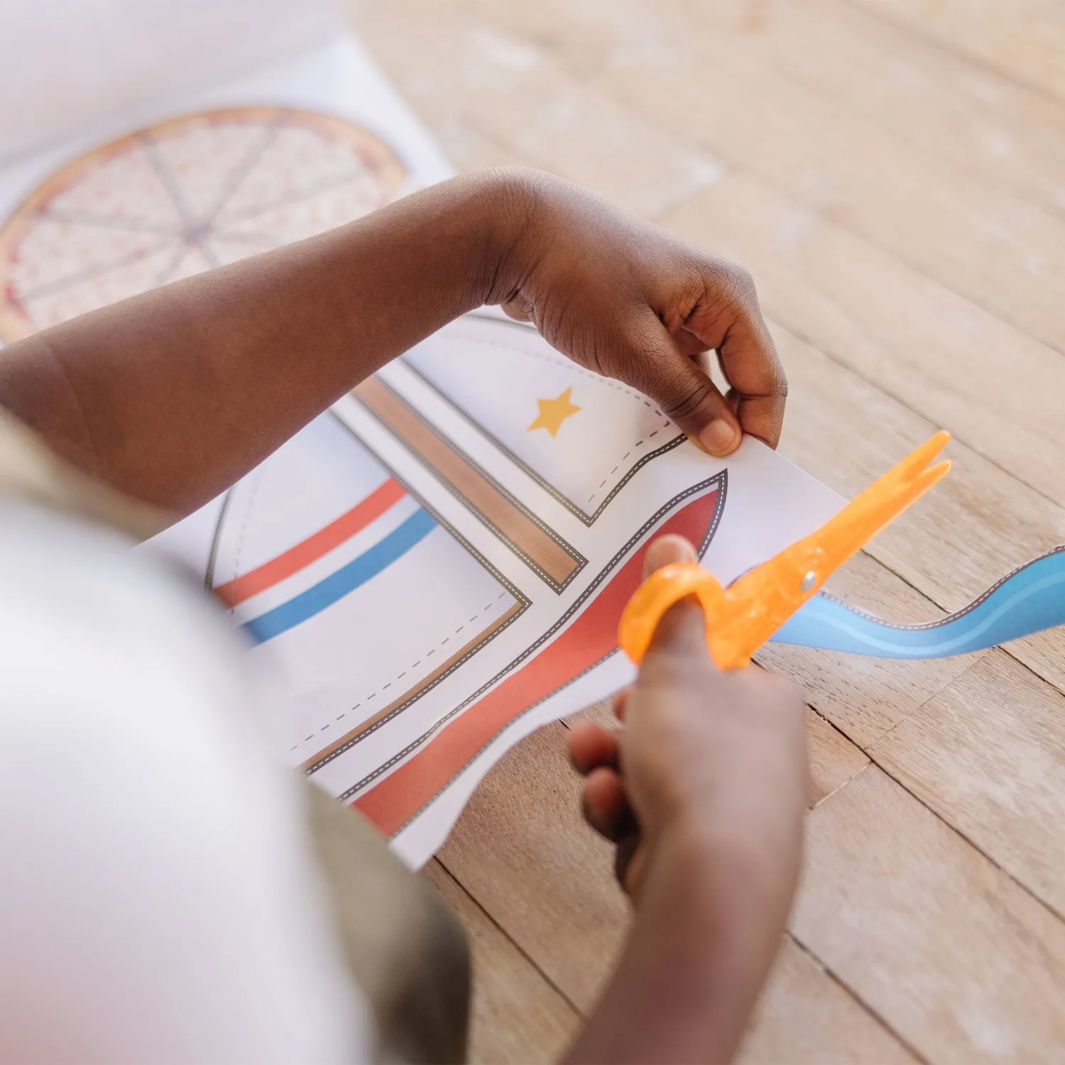 Melissa & Doug Scissor Skills Activity Pad knipboek met schaar