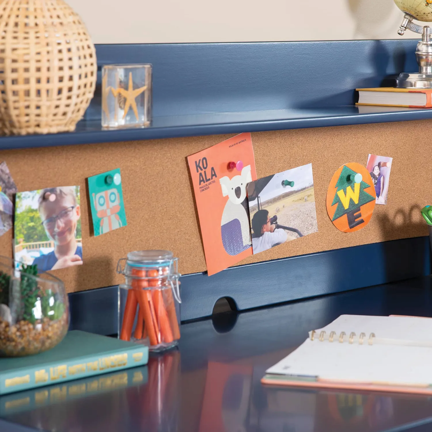 Martha Stewart Kids bureau met hutch en stoel linnenwit