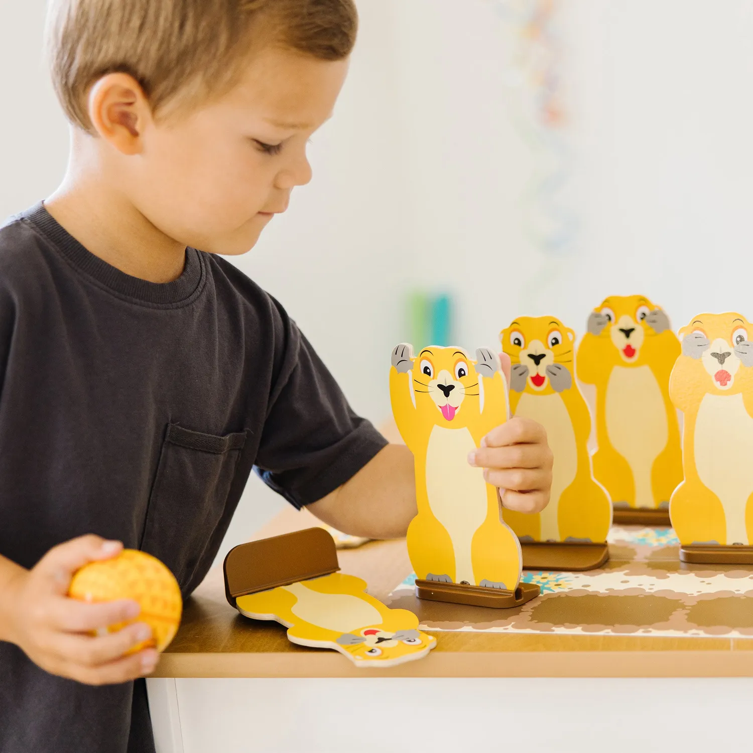 Melissa & Doug Fun at the Fair! Armadillo Roll & Bowl kegelspel
