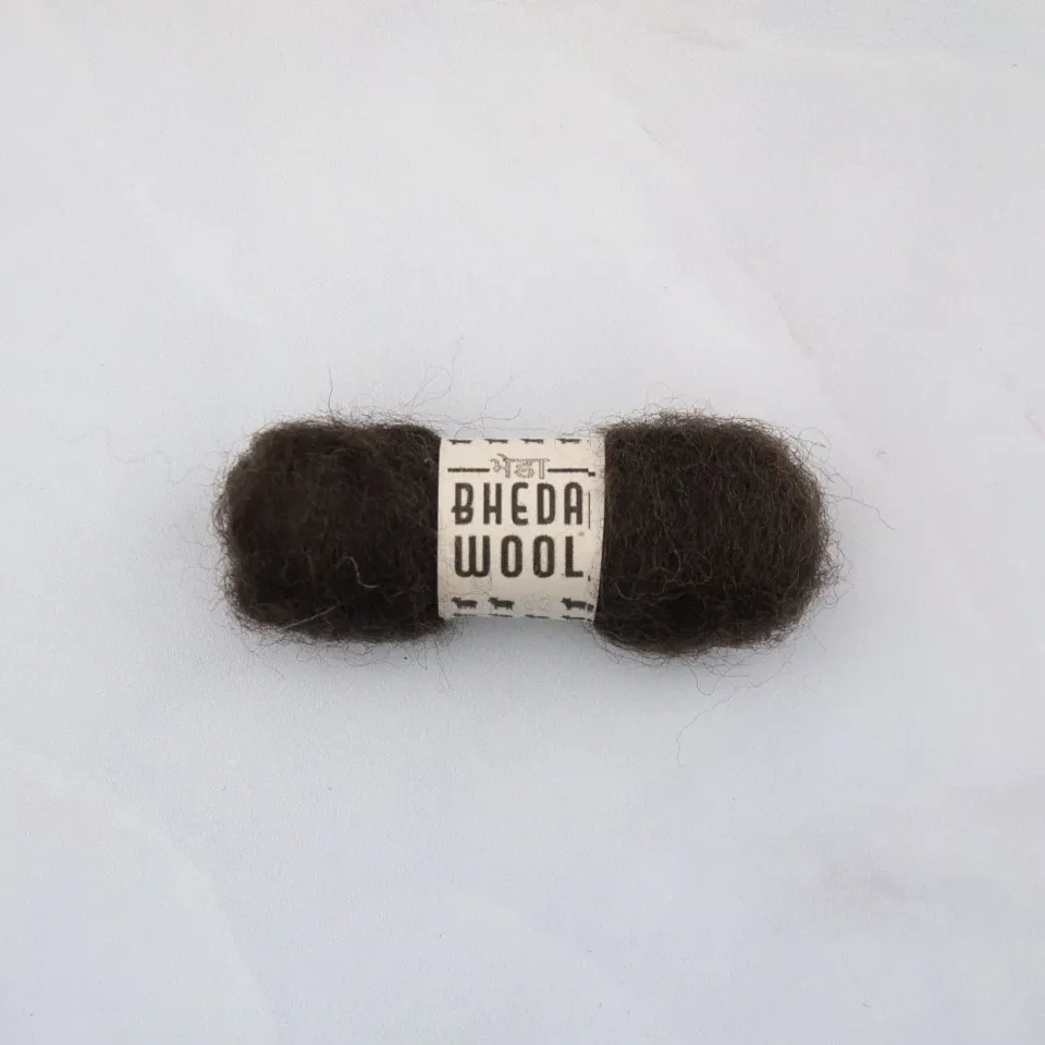 Ginger Fairy Bhedawol mini kaardvlies donkerbruin 2 gram