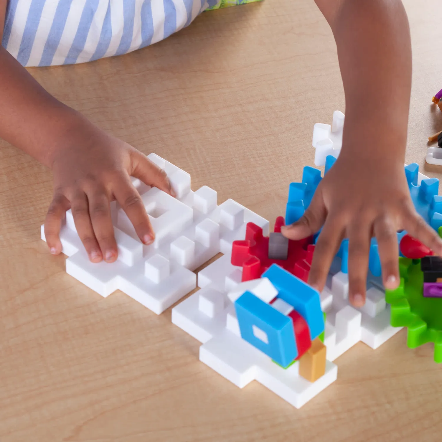 Guidecraft IO Blocks Tabletop System bouwset tandwielen basisplaten