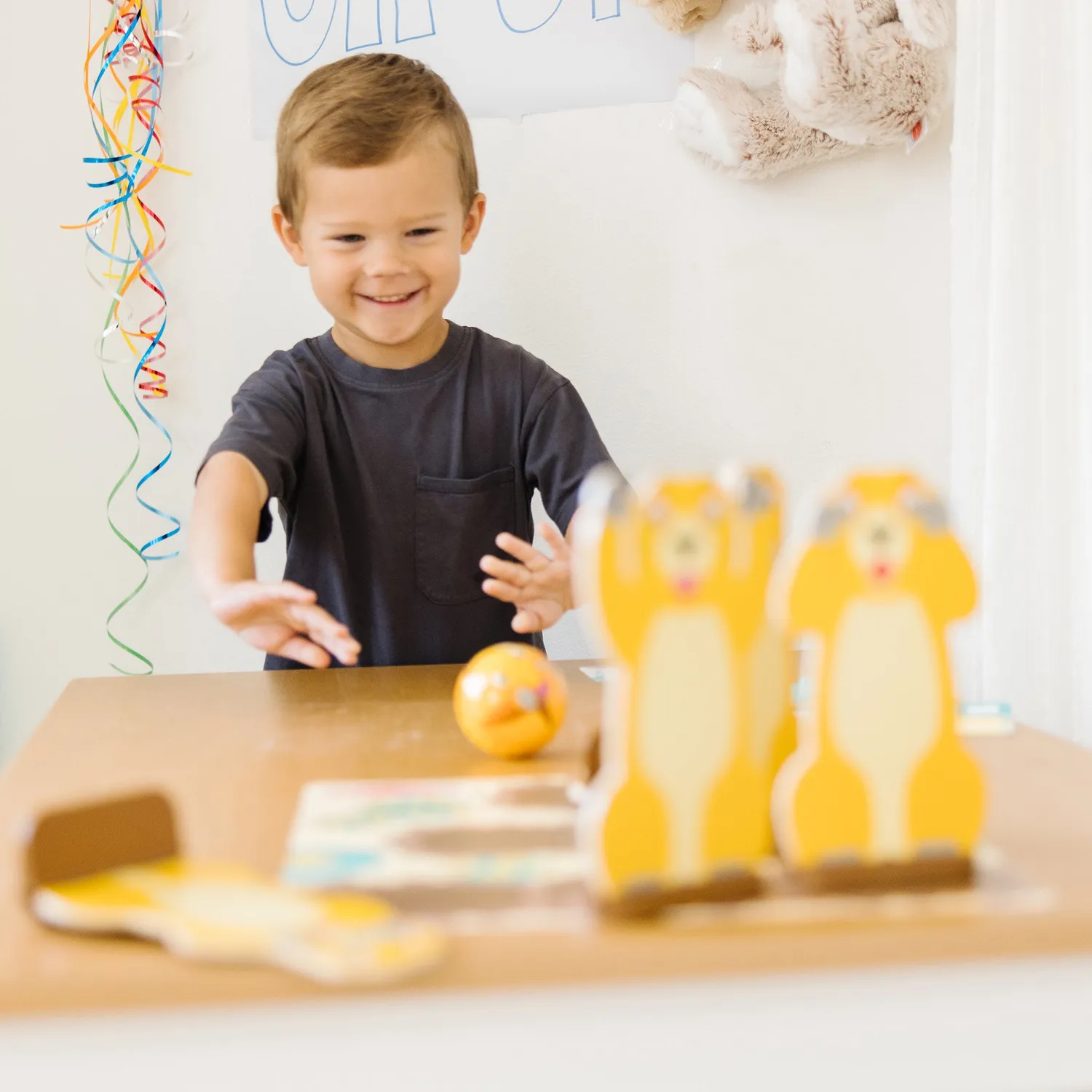 Melissa & Doug Fun at the Fair! Armadillo Roll & Bowl kegelspel