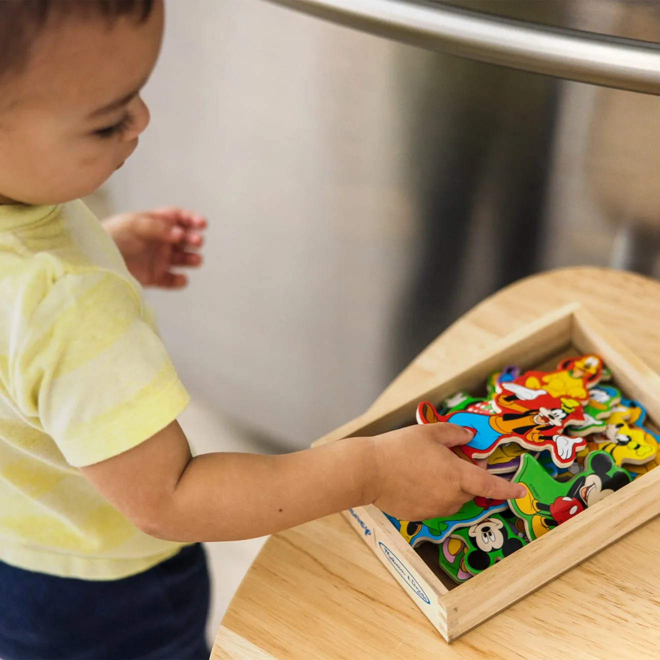 Melissa & Doug Mickey Mouse houten magneten 20 stuks magneetspel