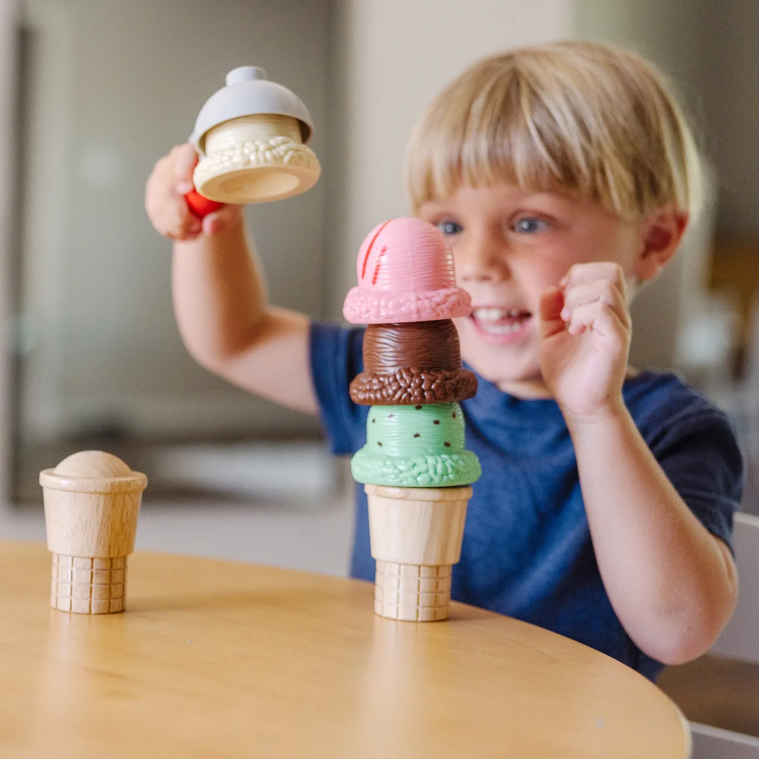 Melissa & Doug Scoop & Stack Magnetische IJsjesset 4 Bollen