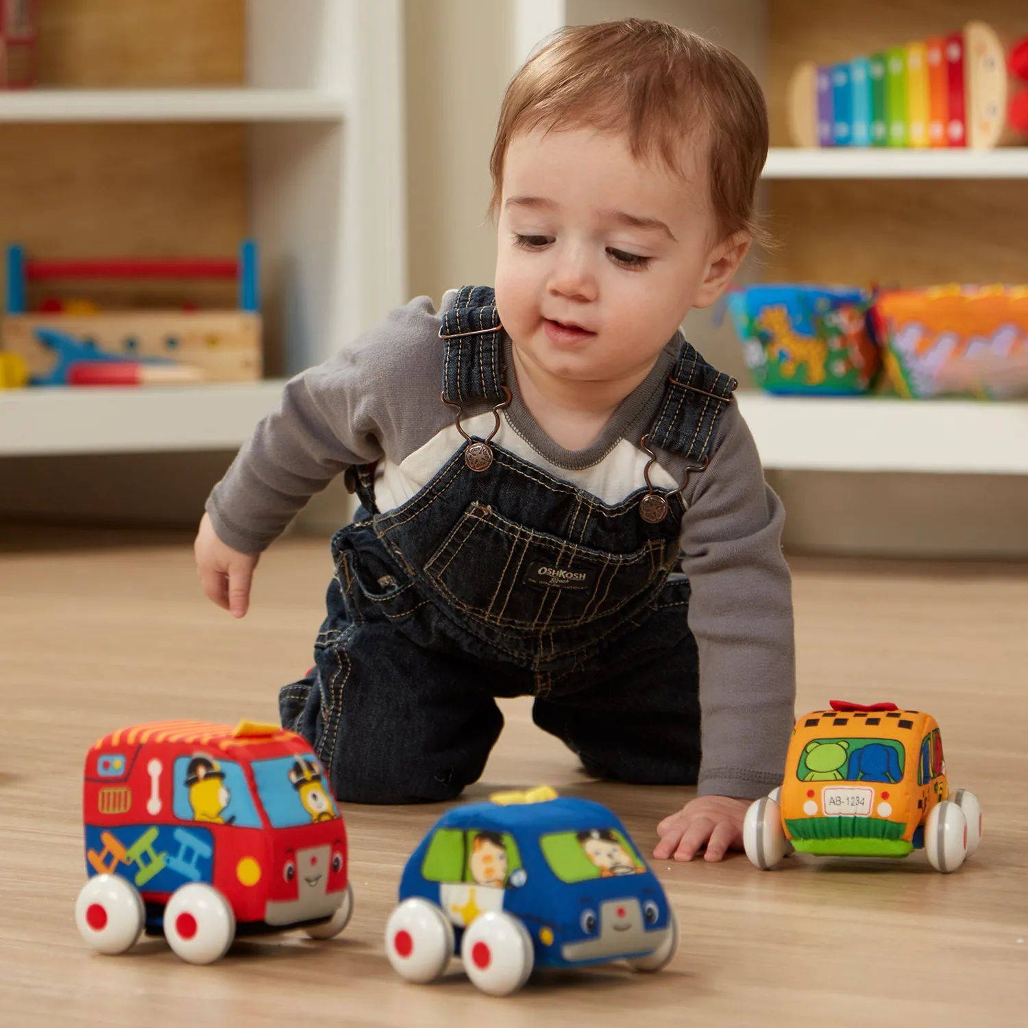 Melissa & Doug K's Kids pull-back autos zacht 4 stuks