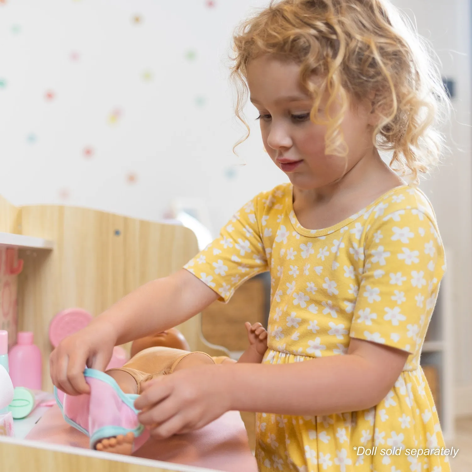 Melissa & Doug Baby Care Center poppen verzorgingscentrum houten
