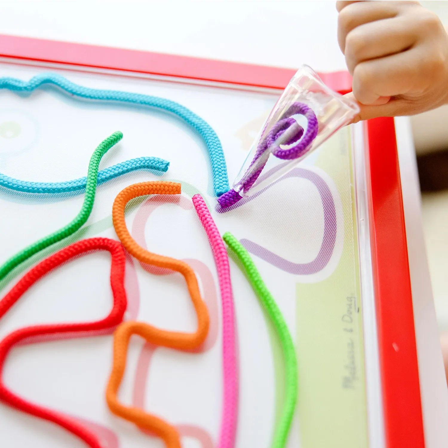 Melissa & Doug Rainbow Cord Picture and Pattern Maker tekenset