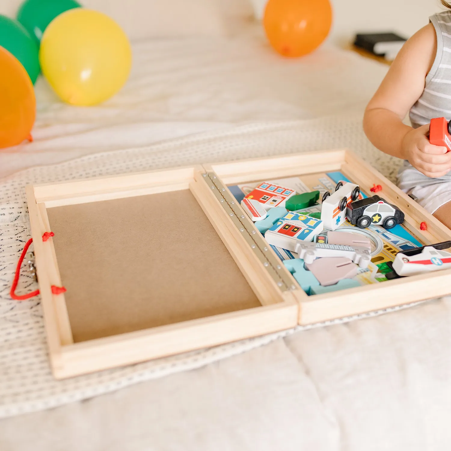 Melissa & Doug Take-Along Town houten speelstad koffer