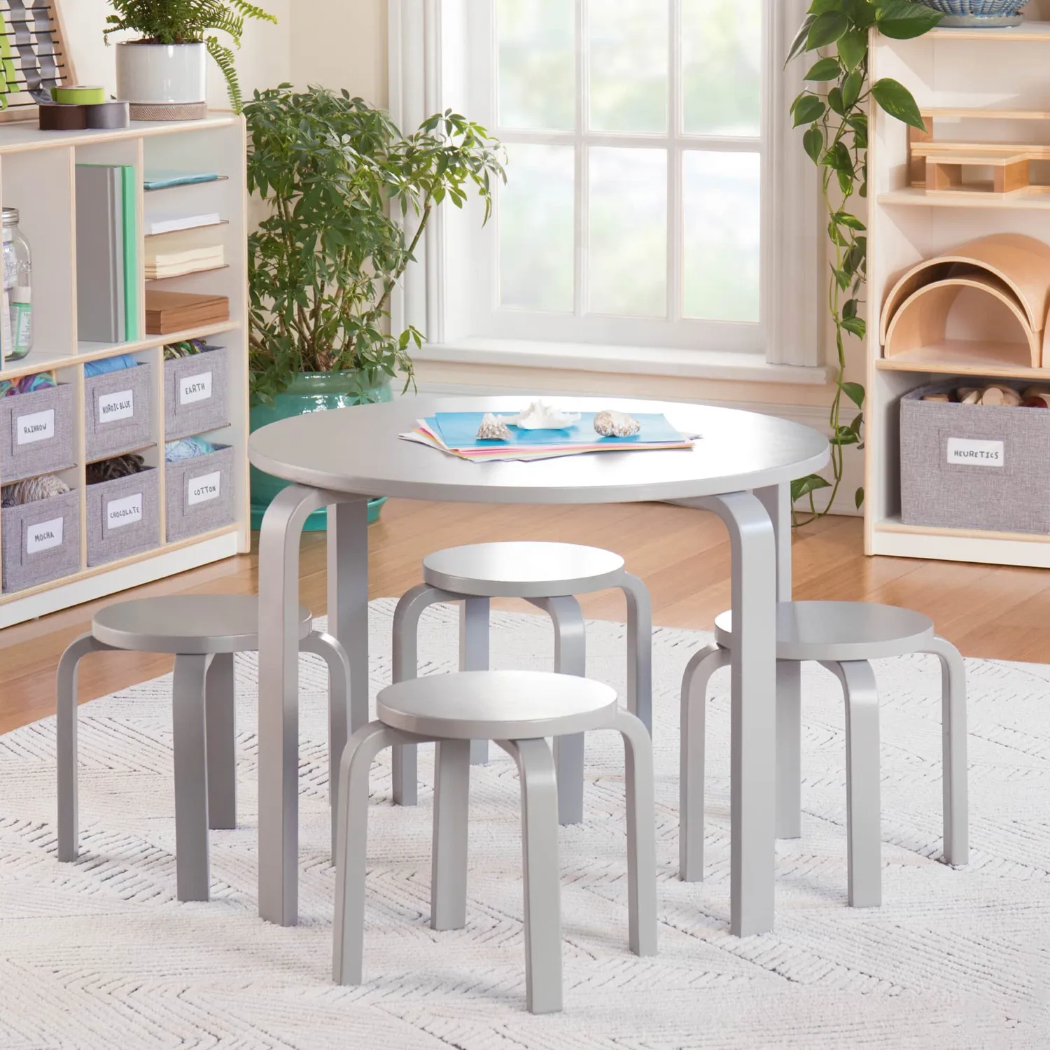 Guidecraft Nordic Peuter Tafel met Krukken Set Grijs Stapelbaar