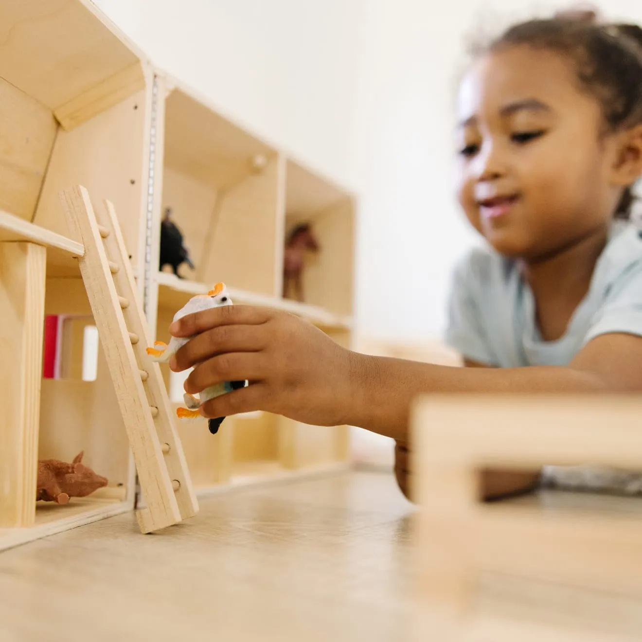 Melissa & Doug Fold & Go Barn boerderij hout 7 dieren
