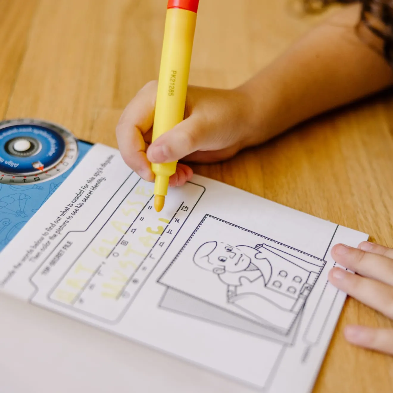 Melissa & Doug Secret Decoder spelboek On the Go codes