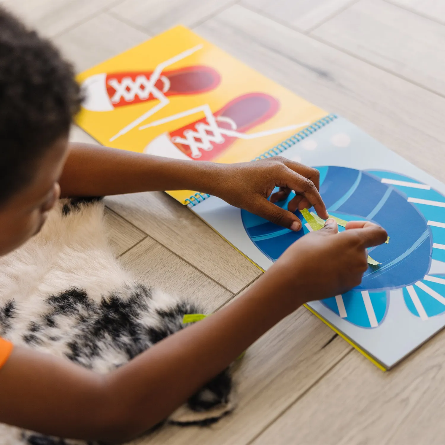 Melissa & Doug Tape Activity Book Plakboek