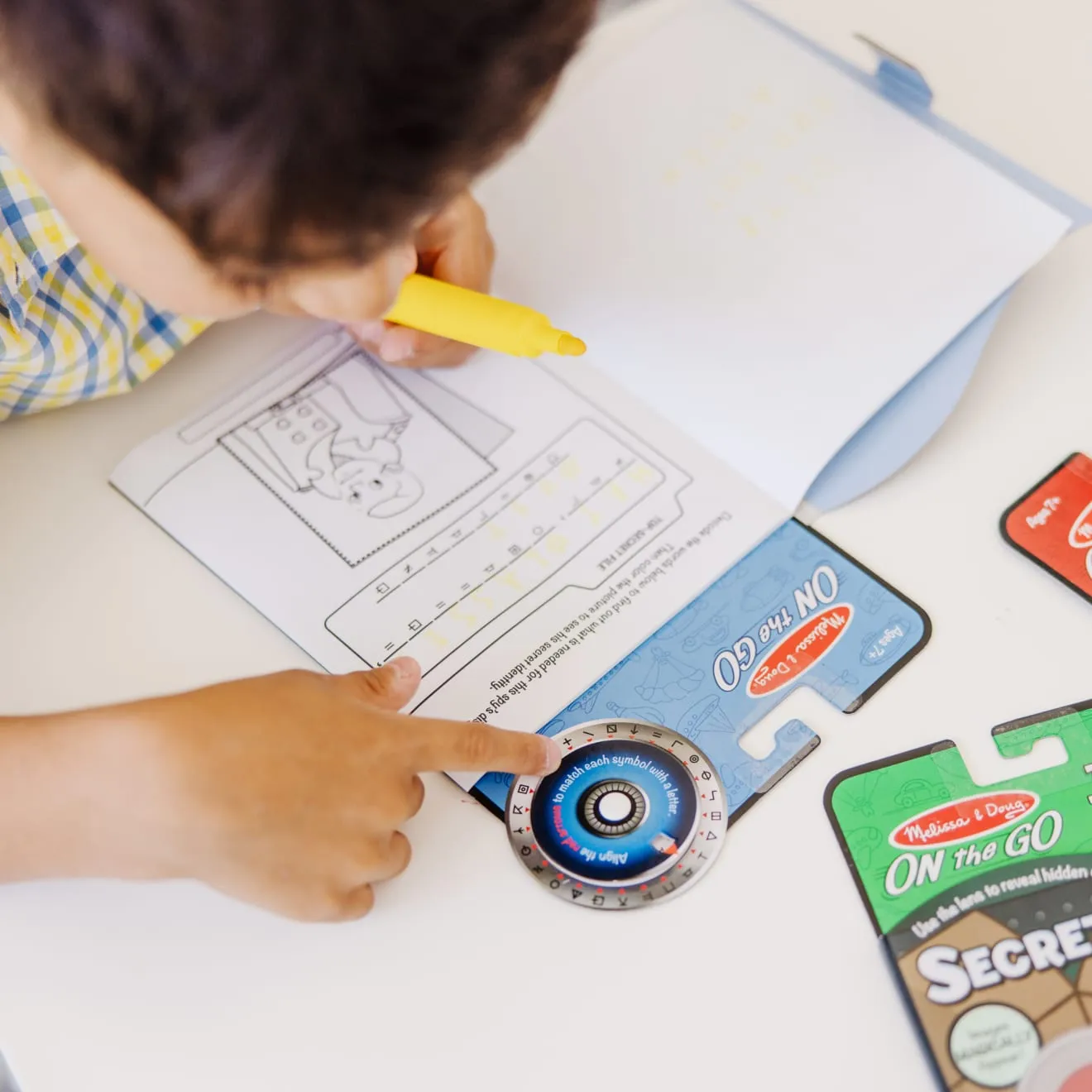 Melissa & Doug Secret Decoder spel Slippery Flippers speurboek 18-pag