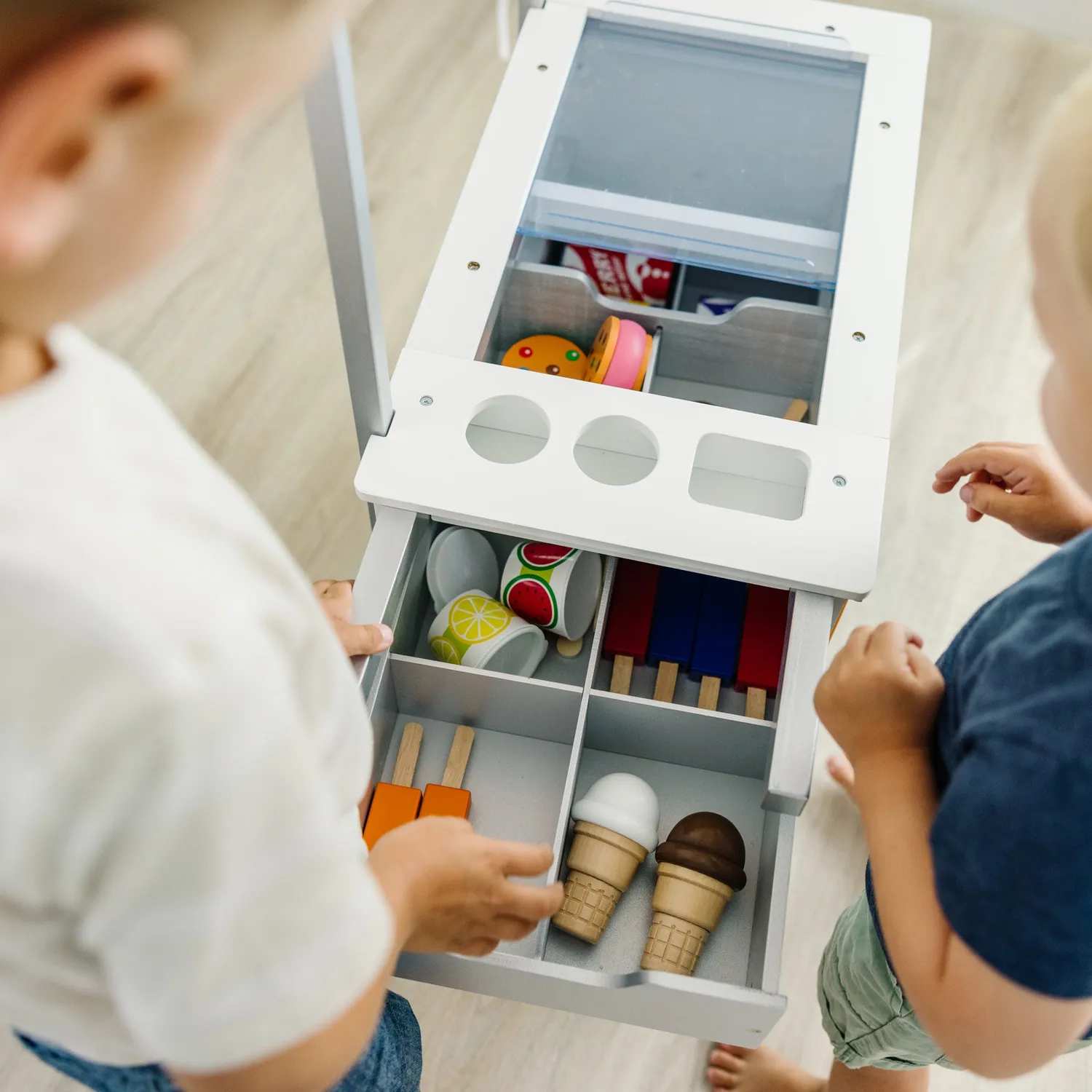 Melissa & Doug Snacks & Sweets foodkar hout 40 delig