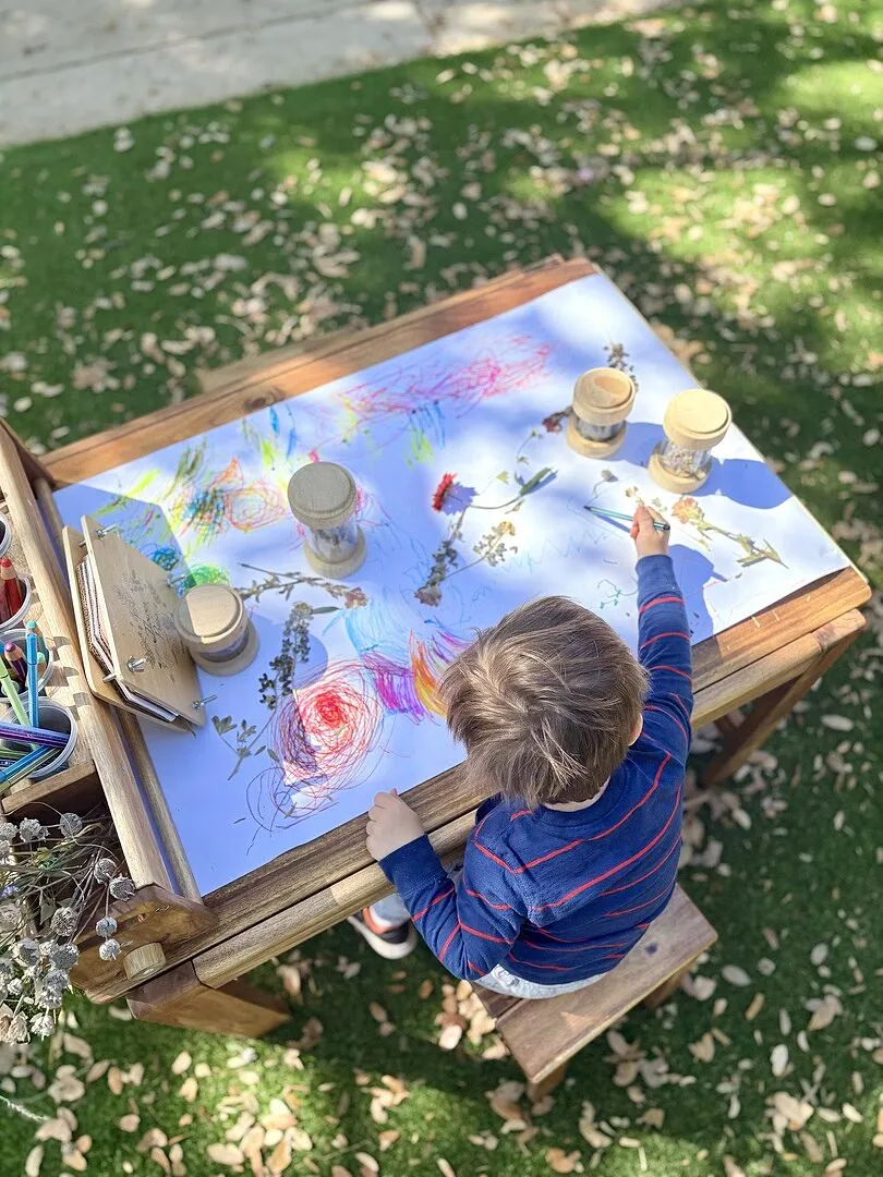Guidecraft Acadia Outdoor Art Activity Table and Stool Set kindertafel hout