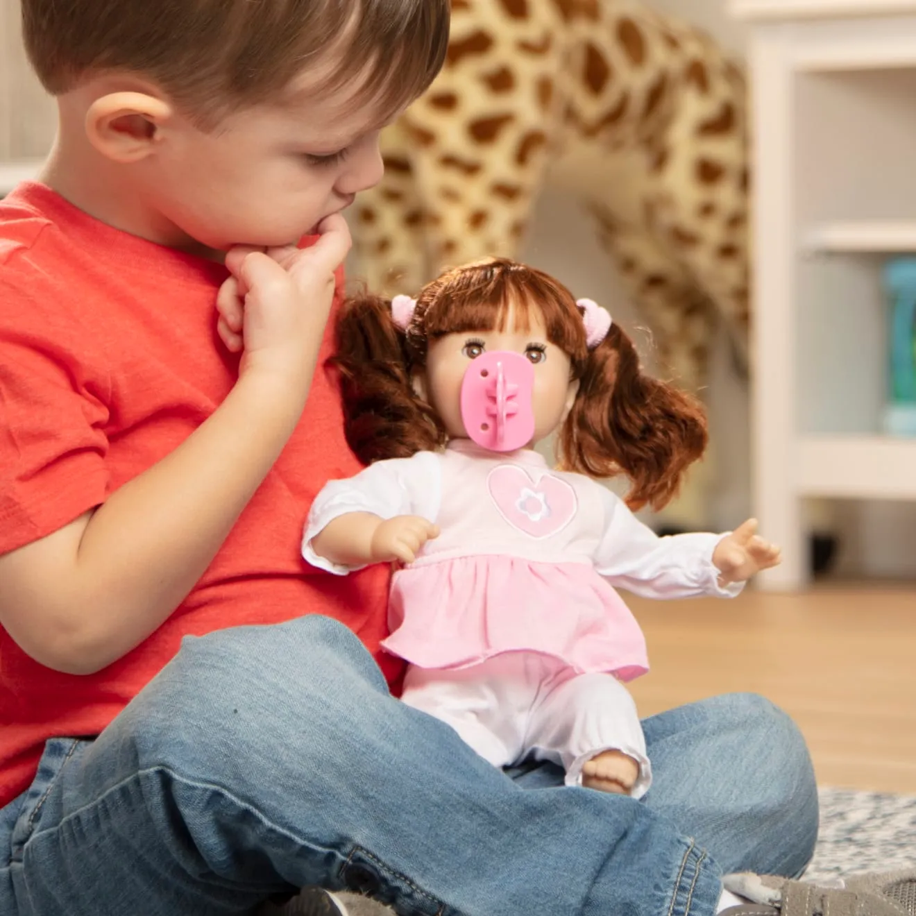 Mine to Love Brianna Babypop 30cm met fopspeen