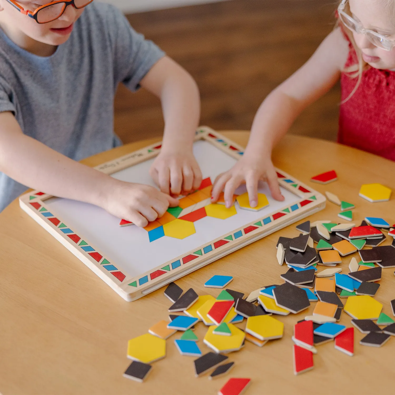 Melissa & Doug magnetisch vormen spel 120 magneten reiskoffer