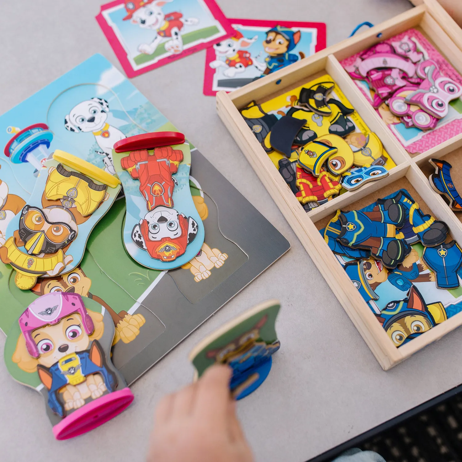 Melissa & Doug PAW Patrol magnetische aankleedset hout