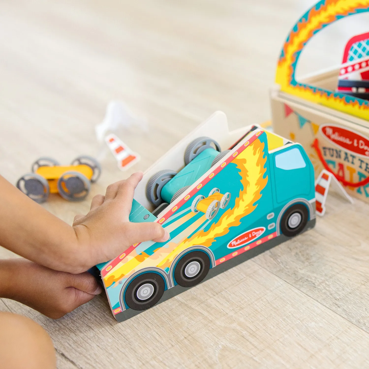 Melissa & Doug Fun at the Fair Stunt Cars raceauto lanceerset