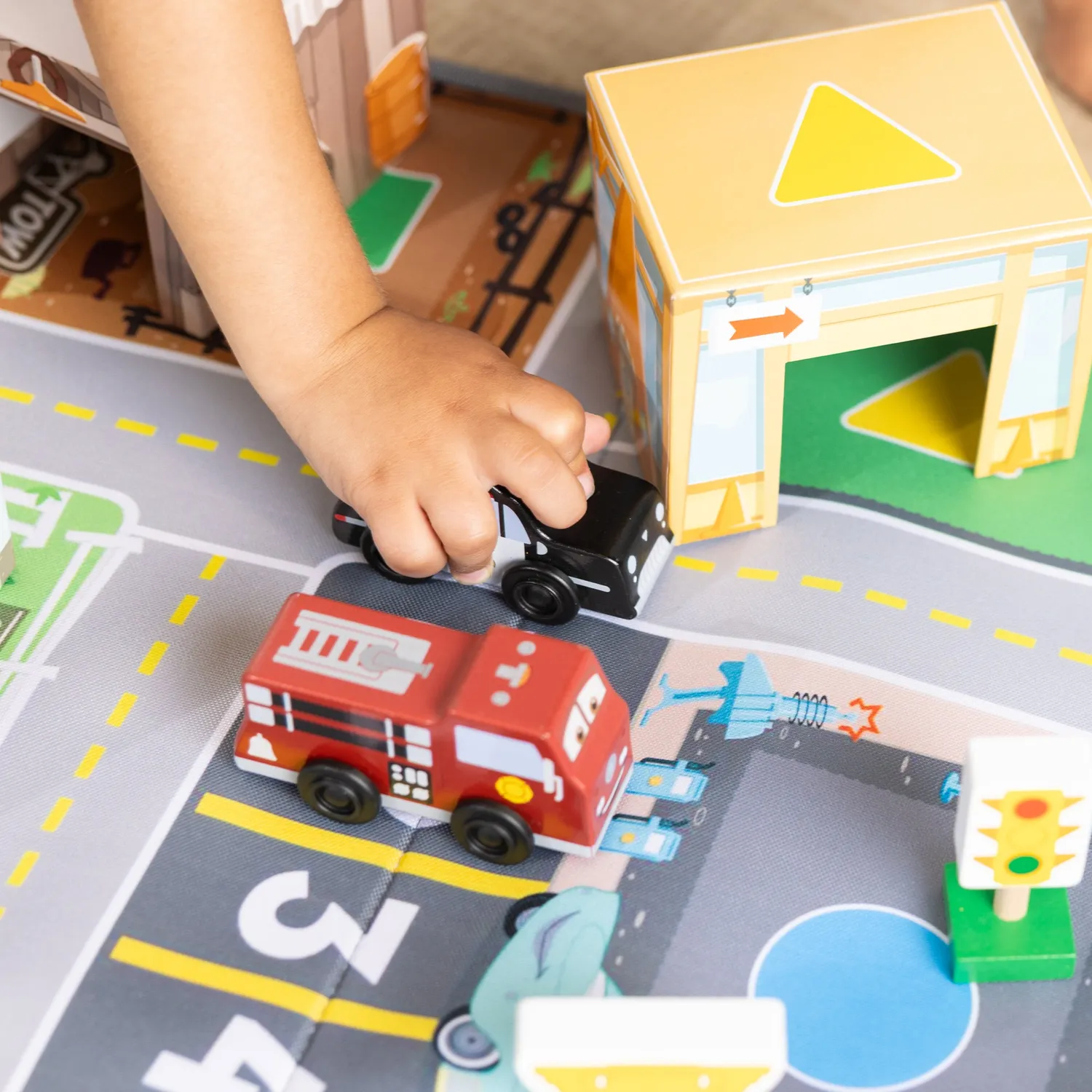 Melissa & Doug Radiator Springs Nest and Stack speelset Cars hout