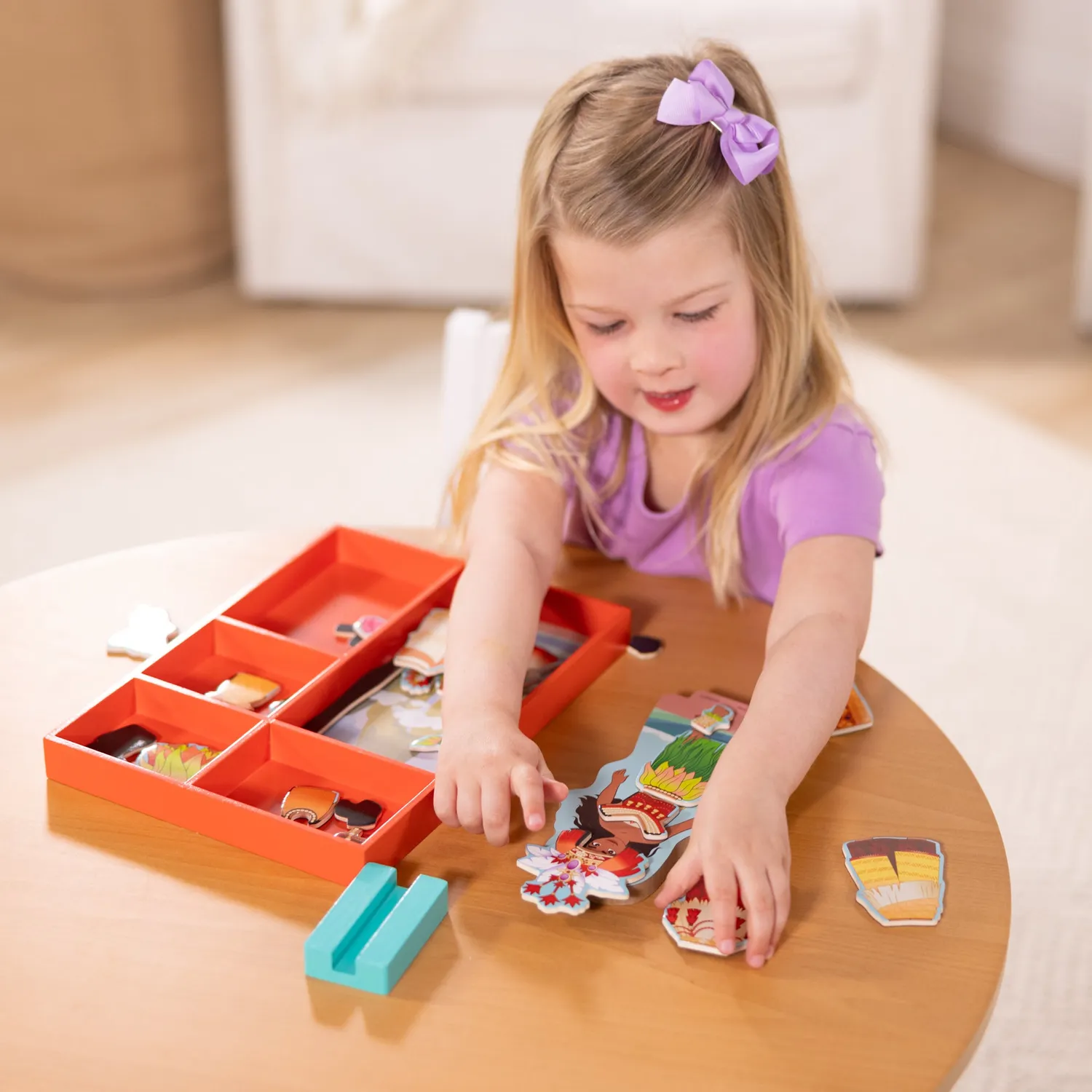 Melissa & Doug Disney Moana magnetische aankleedpop 30-delig hout
