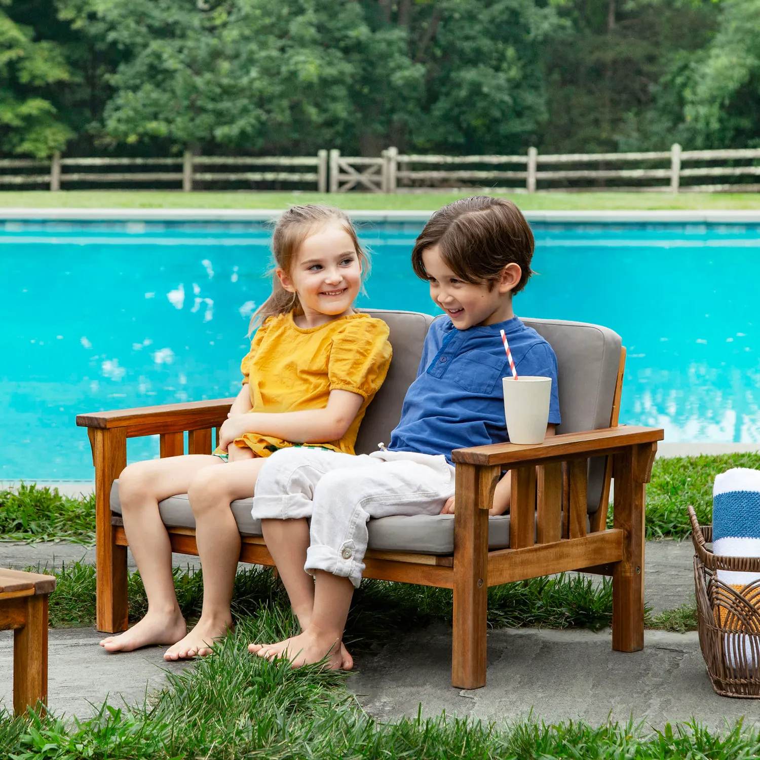 Martha Stewart Kids Outdoor Couch kinderbank acaciahout grijs