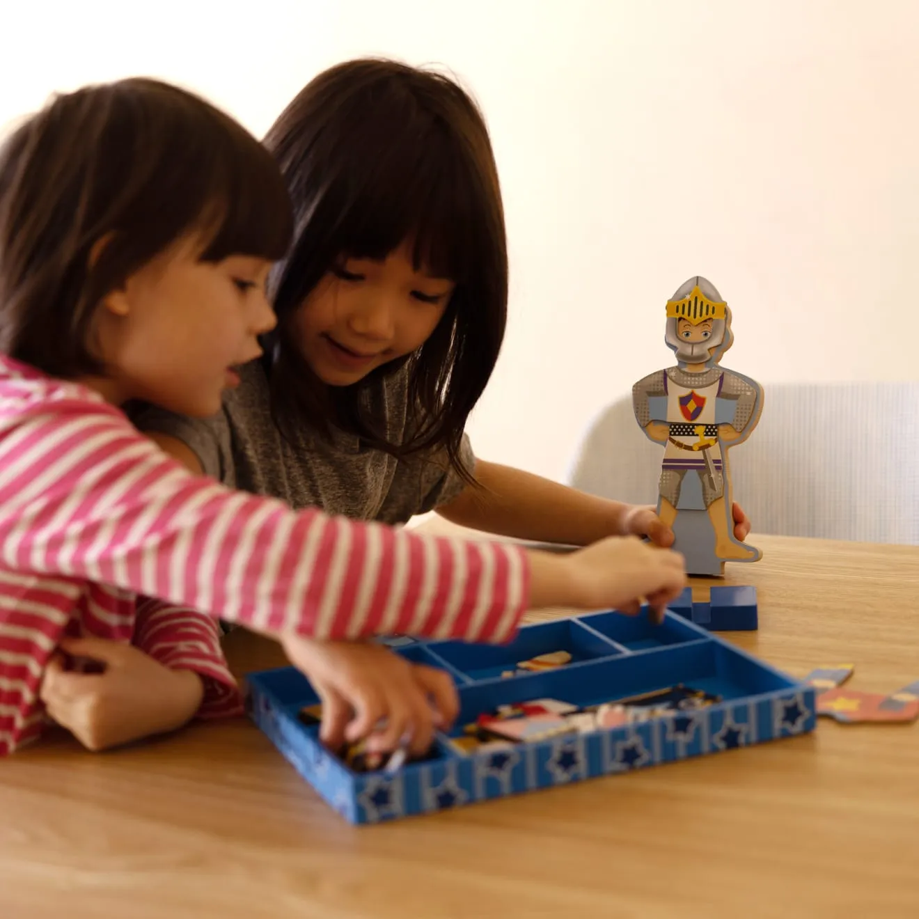 Melissa & Doug Billy Magnetische Aankleedpop Set